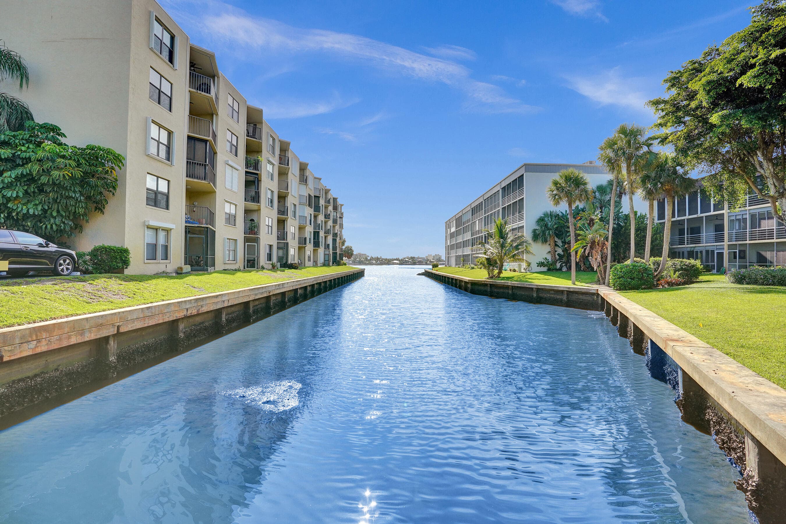890 N Federal Highway 410, Lantana, FL 33462 — photo