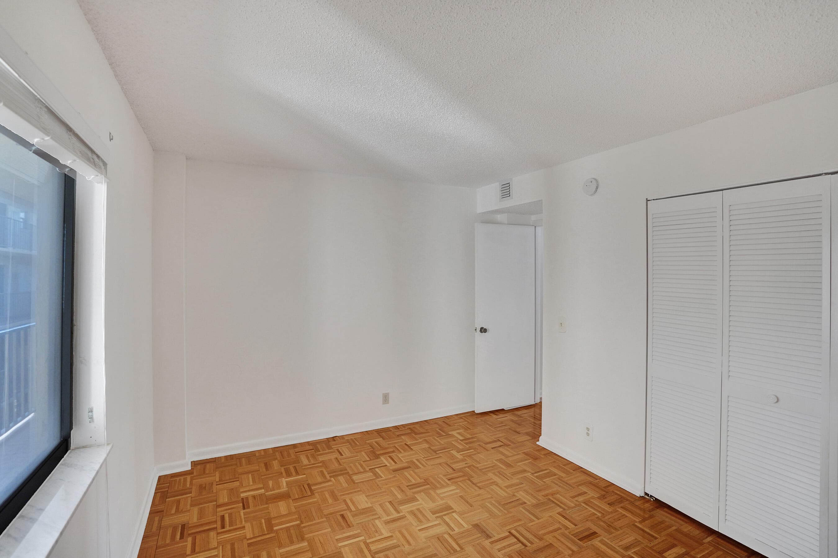890 N Federal Highway 410, Lantana, FL 33462 — photo 37 of 54