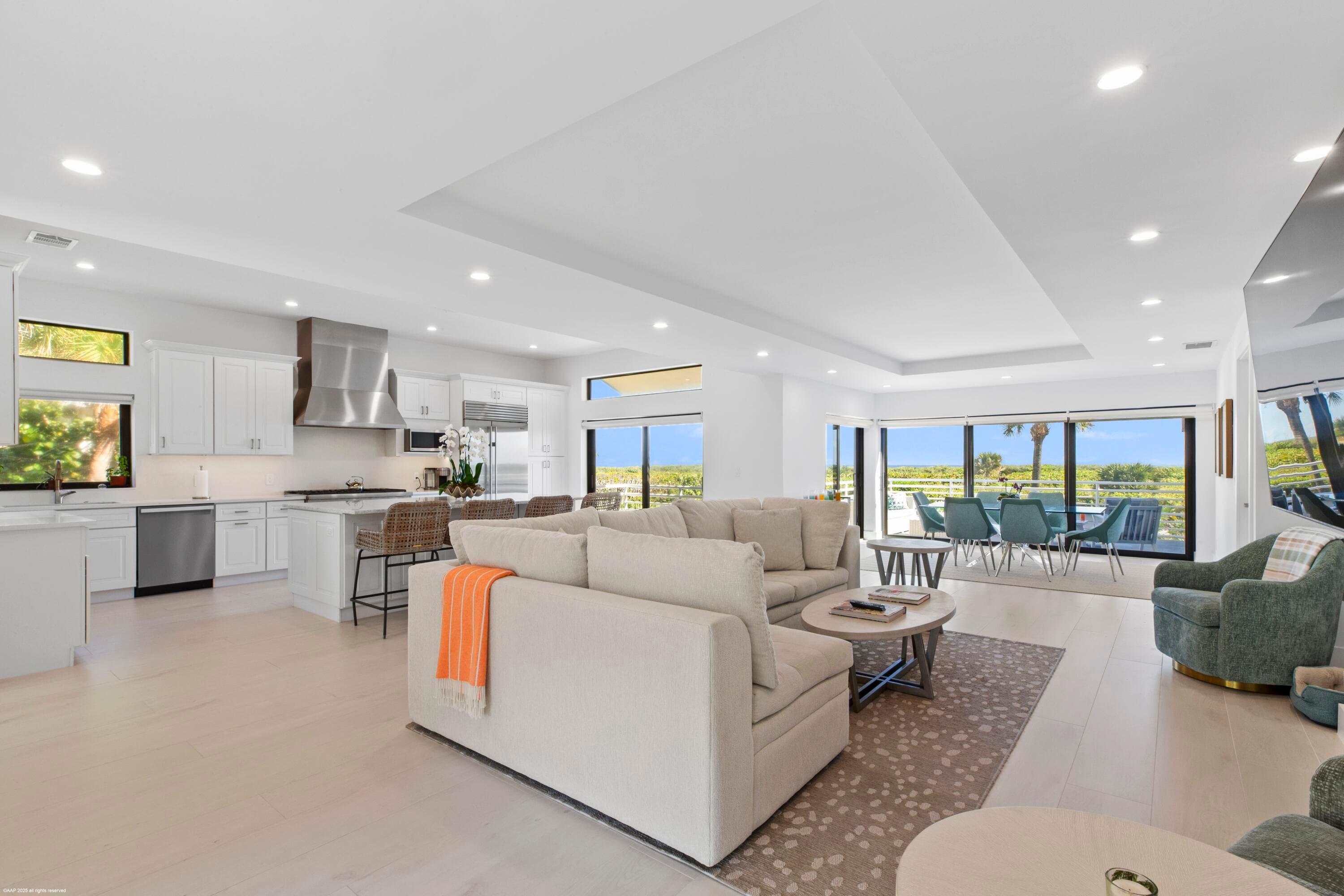 116 N Beach Road, Jupiter Island, FL 33455 — photo 14 of 42