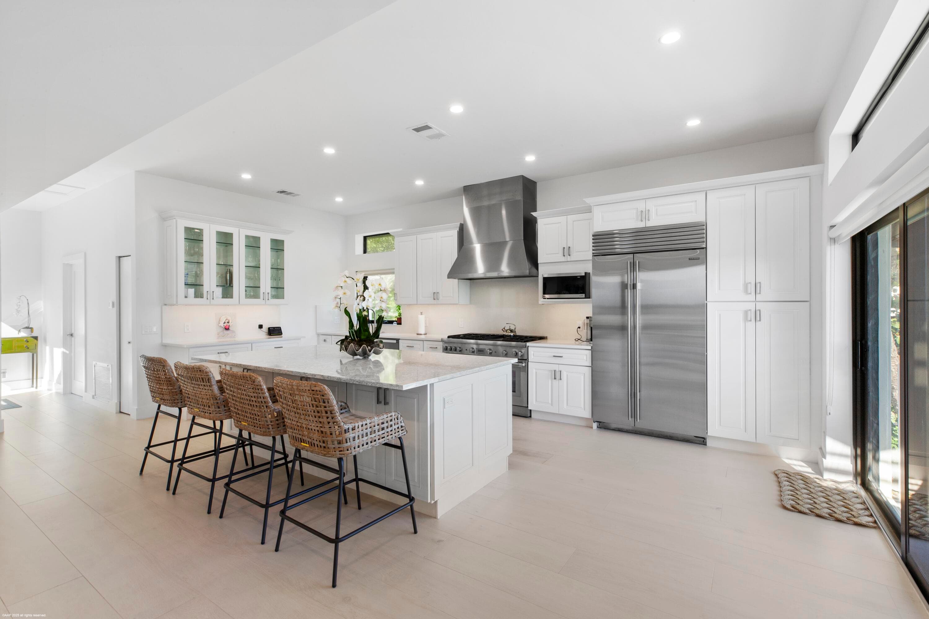 116 N Beach Road, Jupiter Island, FL 33455 — photo 15 of 42
