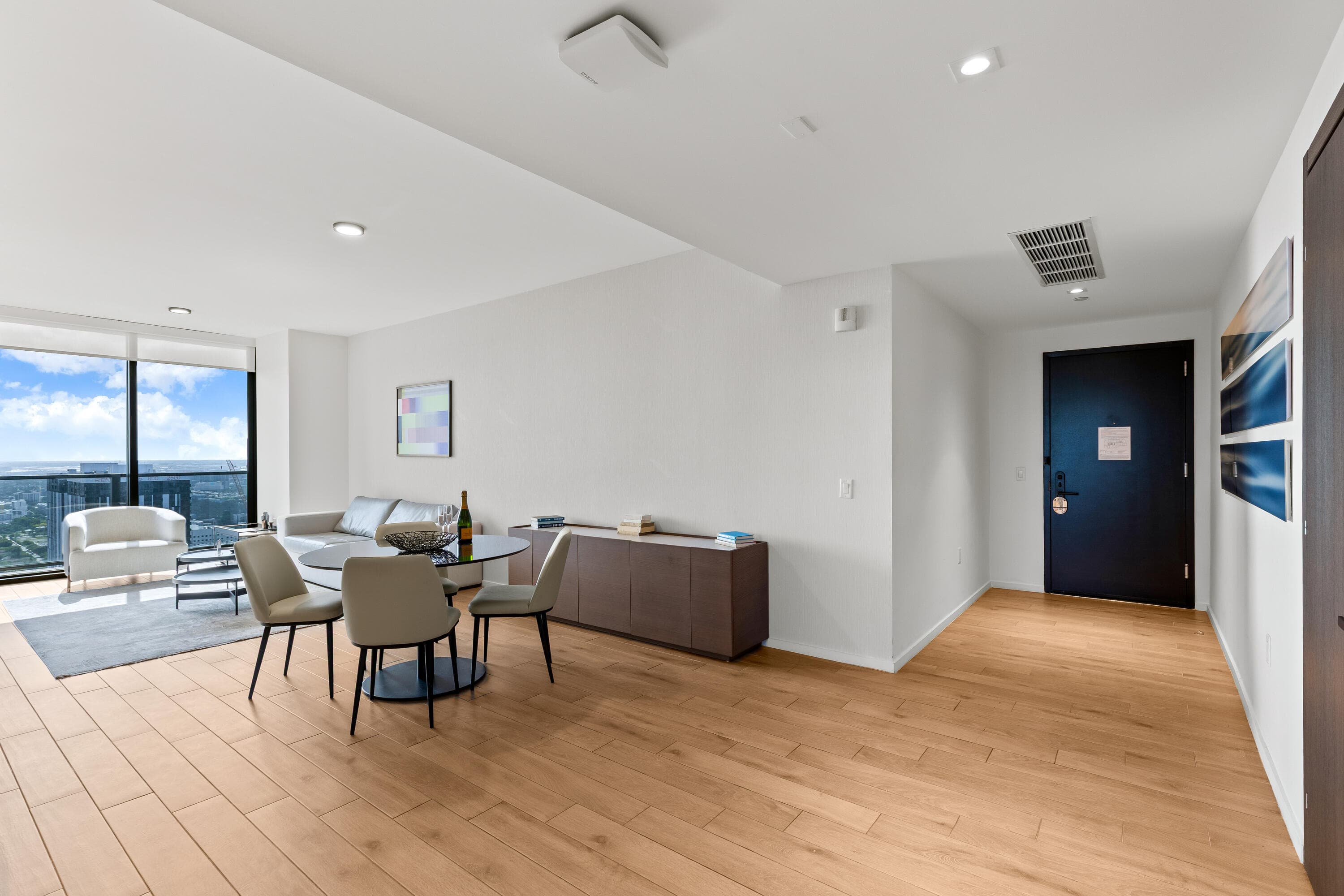 398 NE 5th Street 4618, Miami, FL 33132 — photo 4 of 80