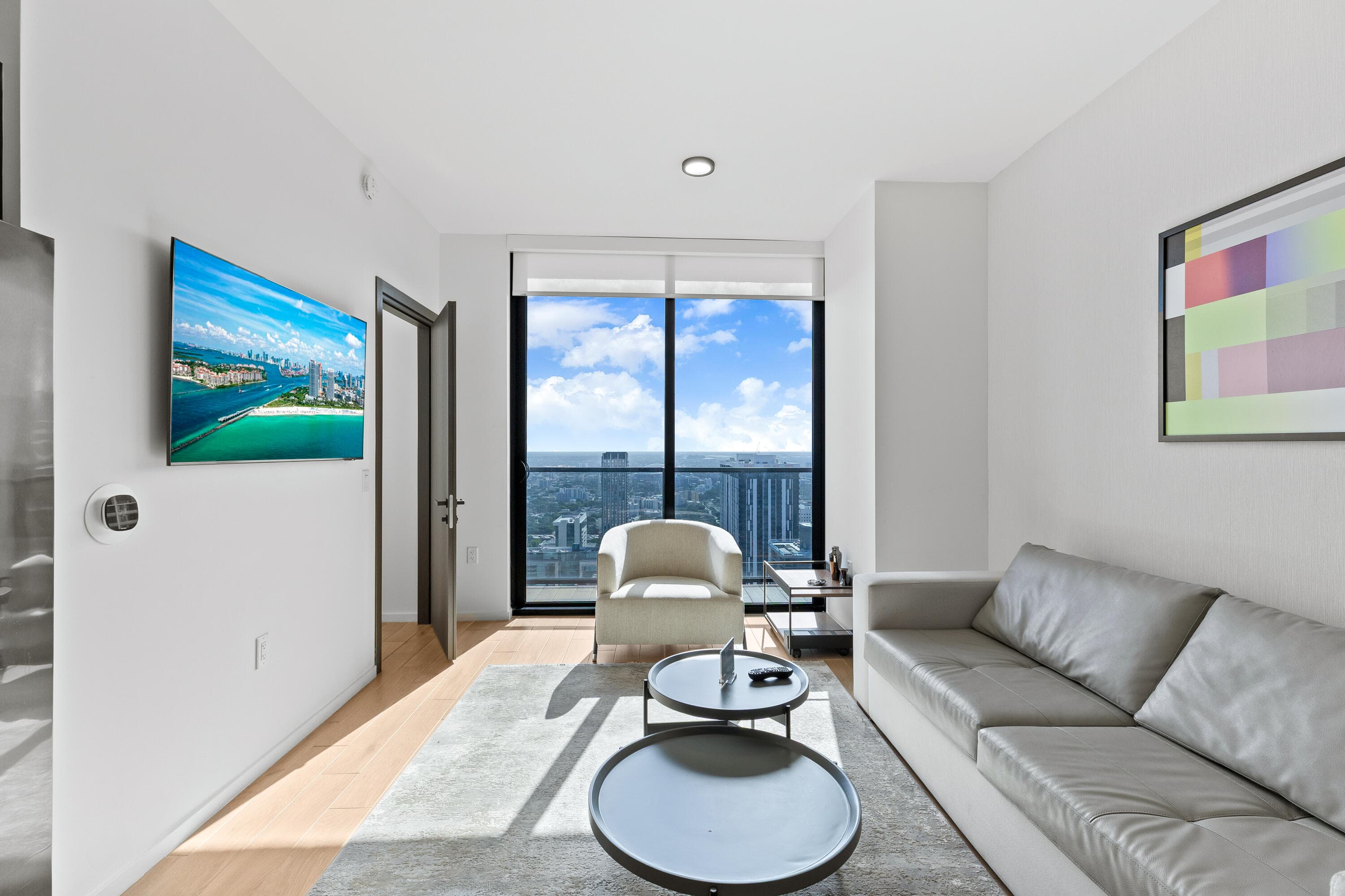 398 NE 5th Street 4618, Miami, FL 33132 — photo 12 of 80