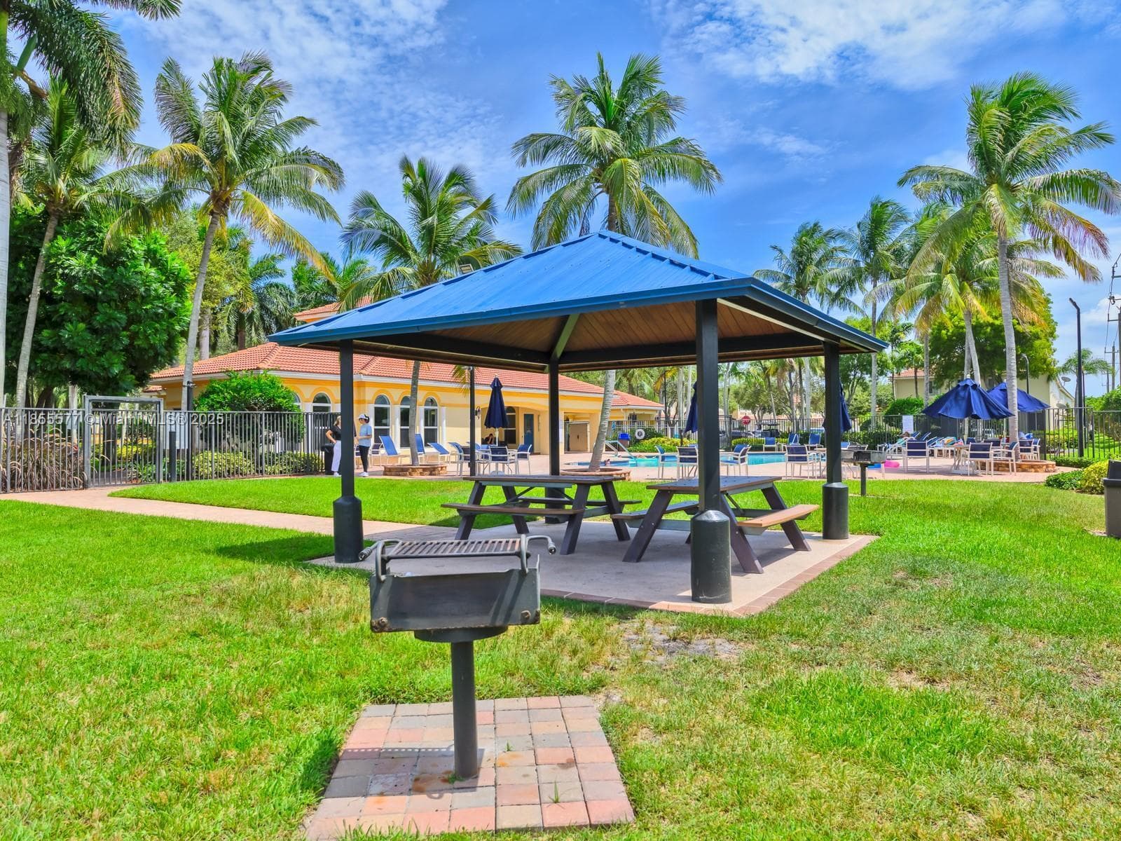 2850 S Oasis Drive, Boynton Beach, FL 33426 — photo 48 of 52
