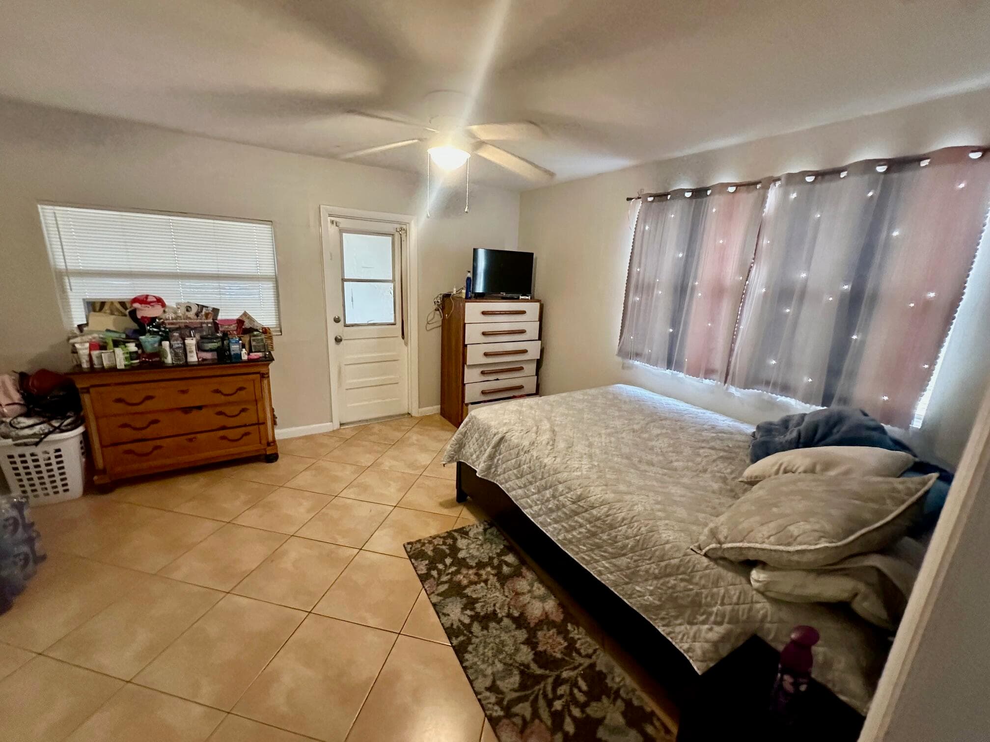 2930 NE 10 Terrace, Pompano Beach, FL 33064 — photo 5 of 25