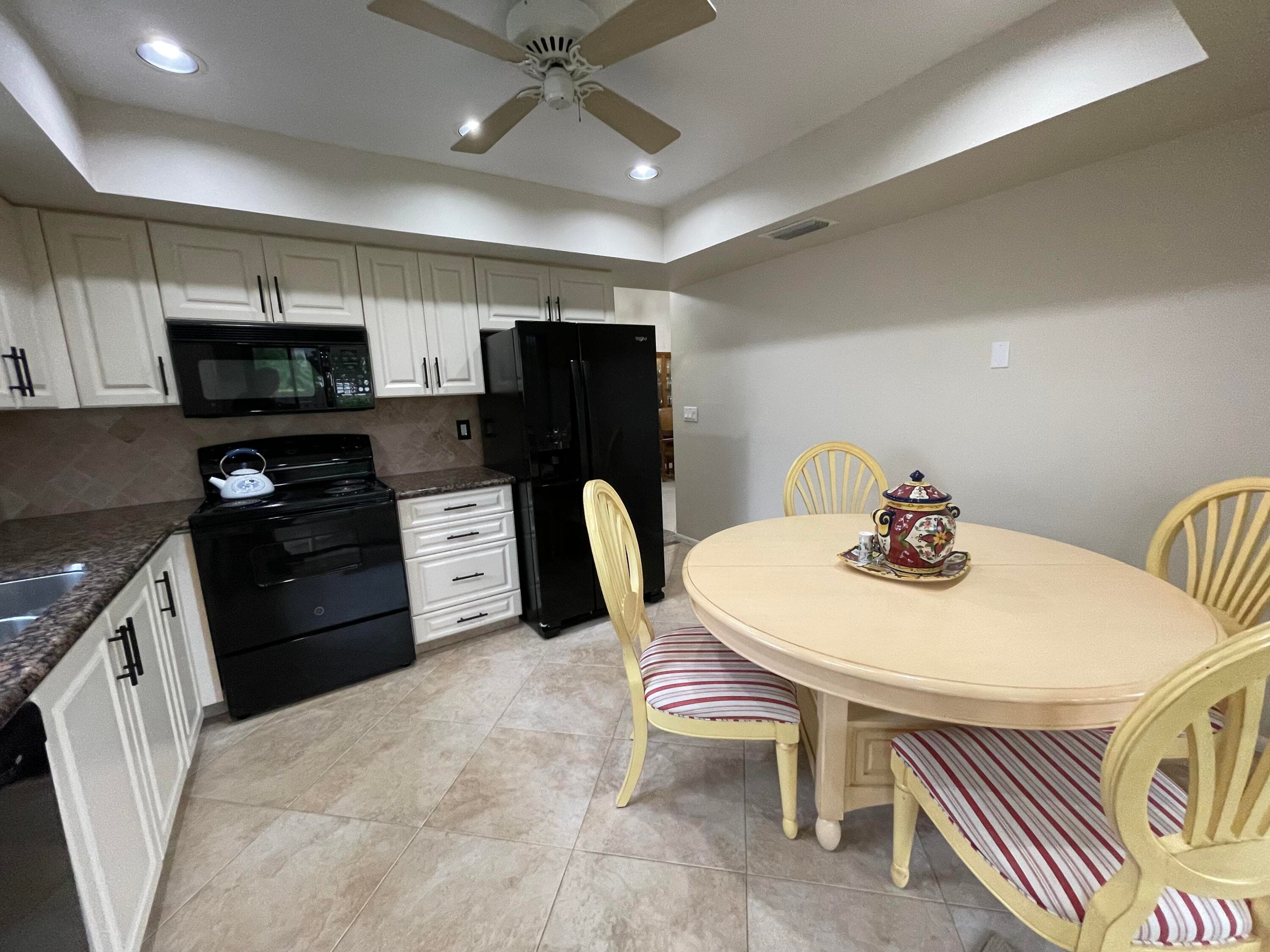 354 SW 28th Avenue, Delray Beach, FL 33445 — photo 9 of 55