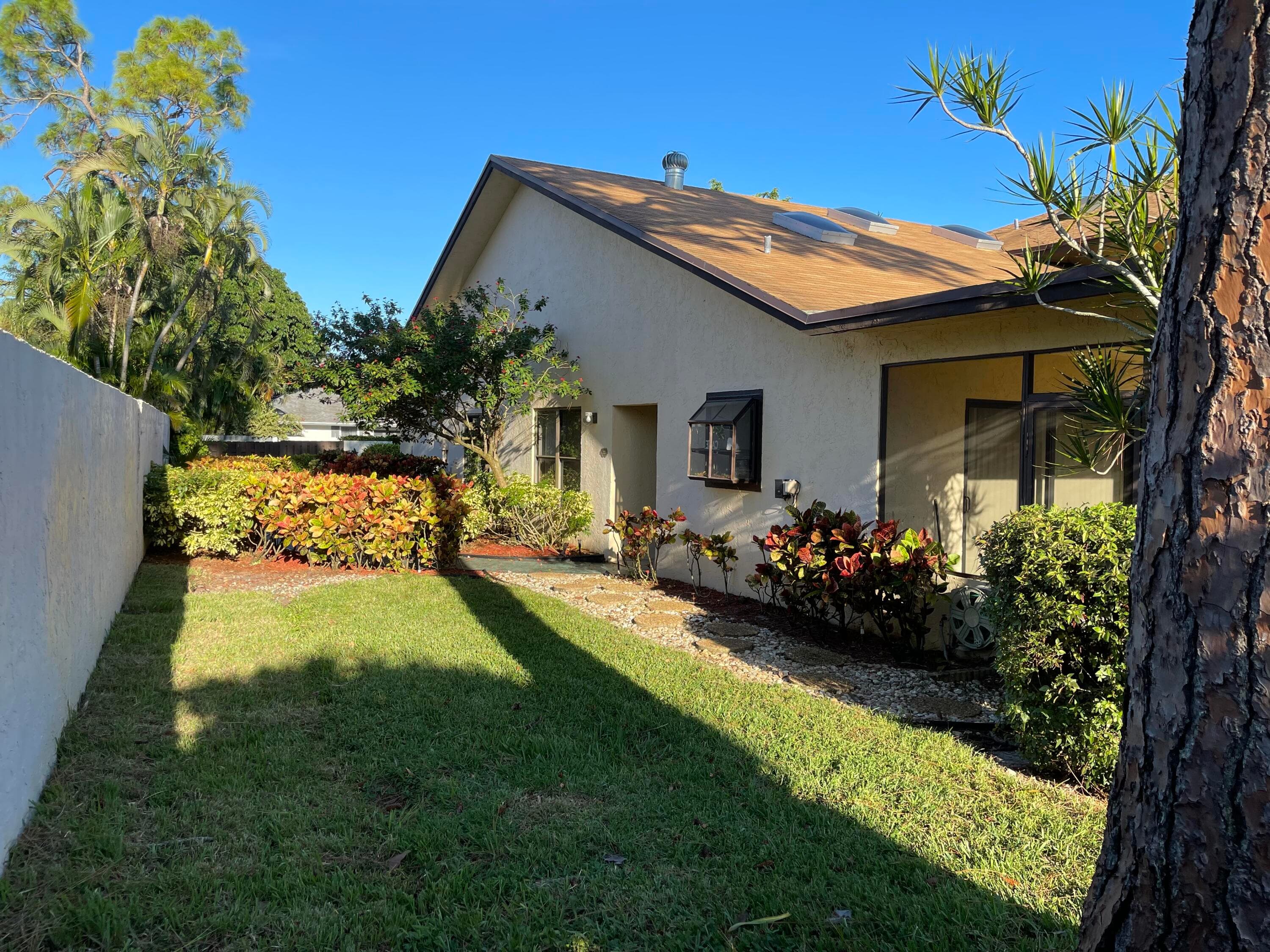 354 SW 28th Avenue, Delray Beach, FL 33445 — photo 40 of 55