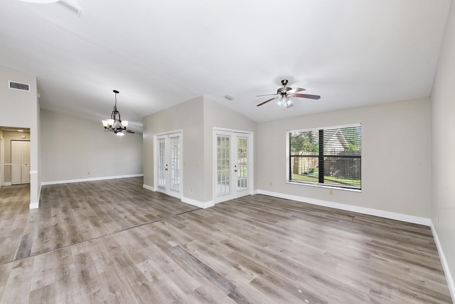 916 Daffodil Drive, Wellington, FL 33414 — photo 11 of 32
