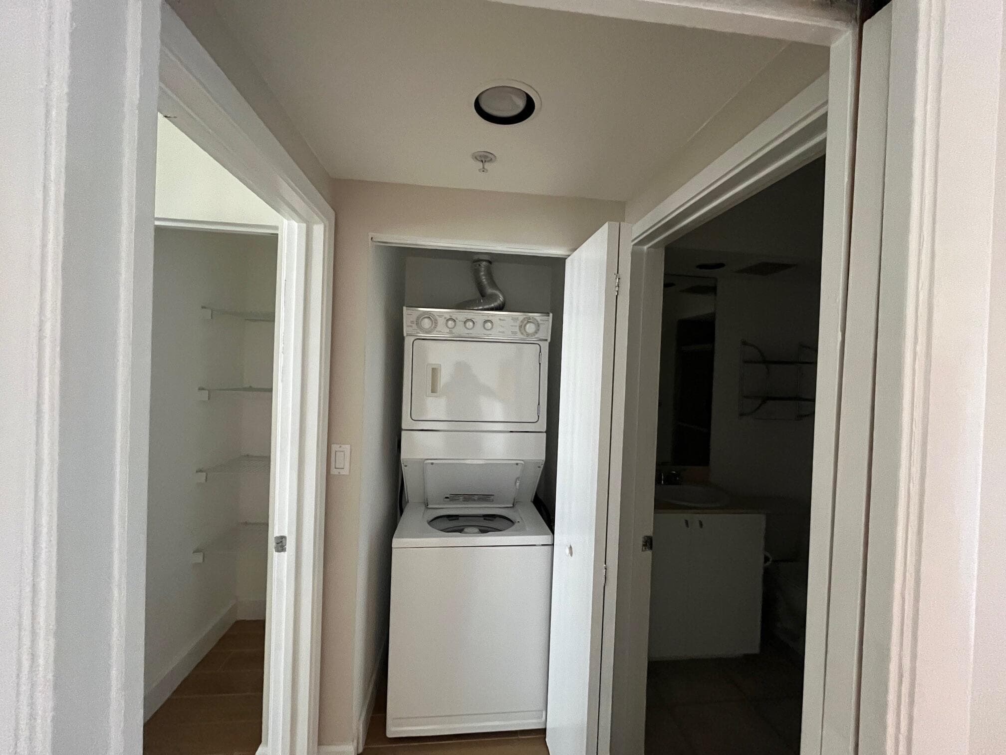 1551 N Flagler Drive 802, West Palm Beach, FL 33401 — photo 12 of 31