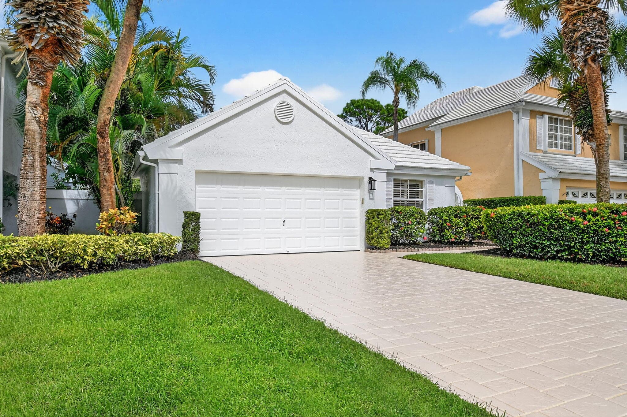 9333 Heathridge Drive, West Palm Beach, FL 33411 — photo 4 of 64