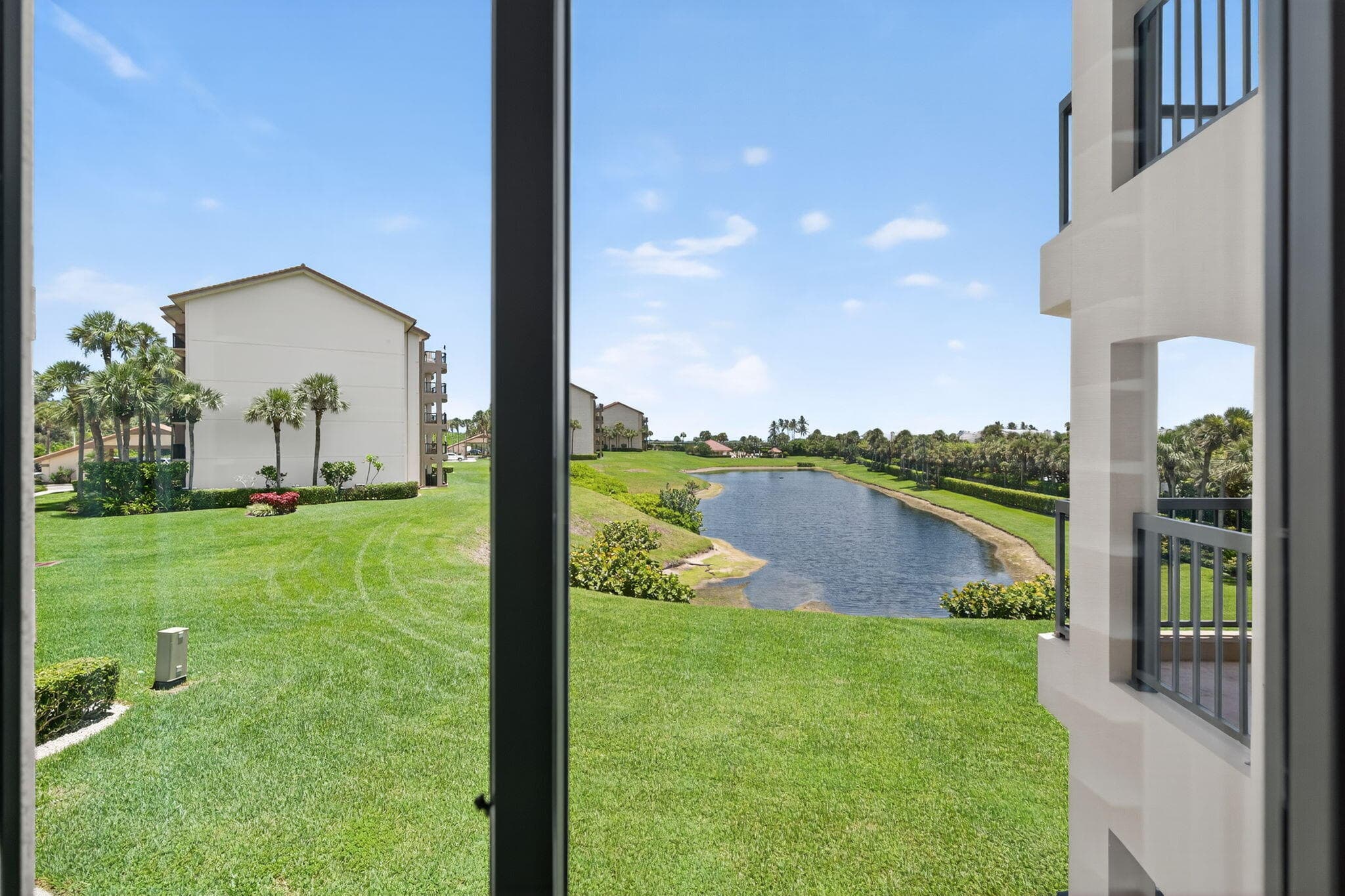 401 Ocean Bluffs Boulevard 205, Jupiter, FL 33477 — photo 20 of 42