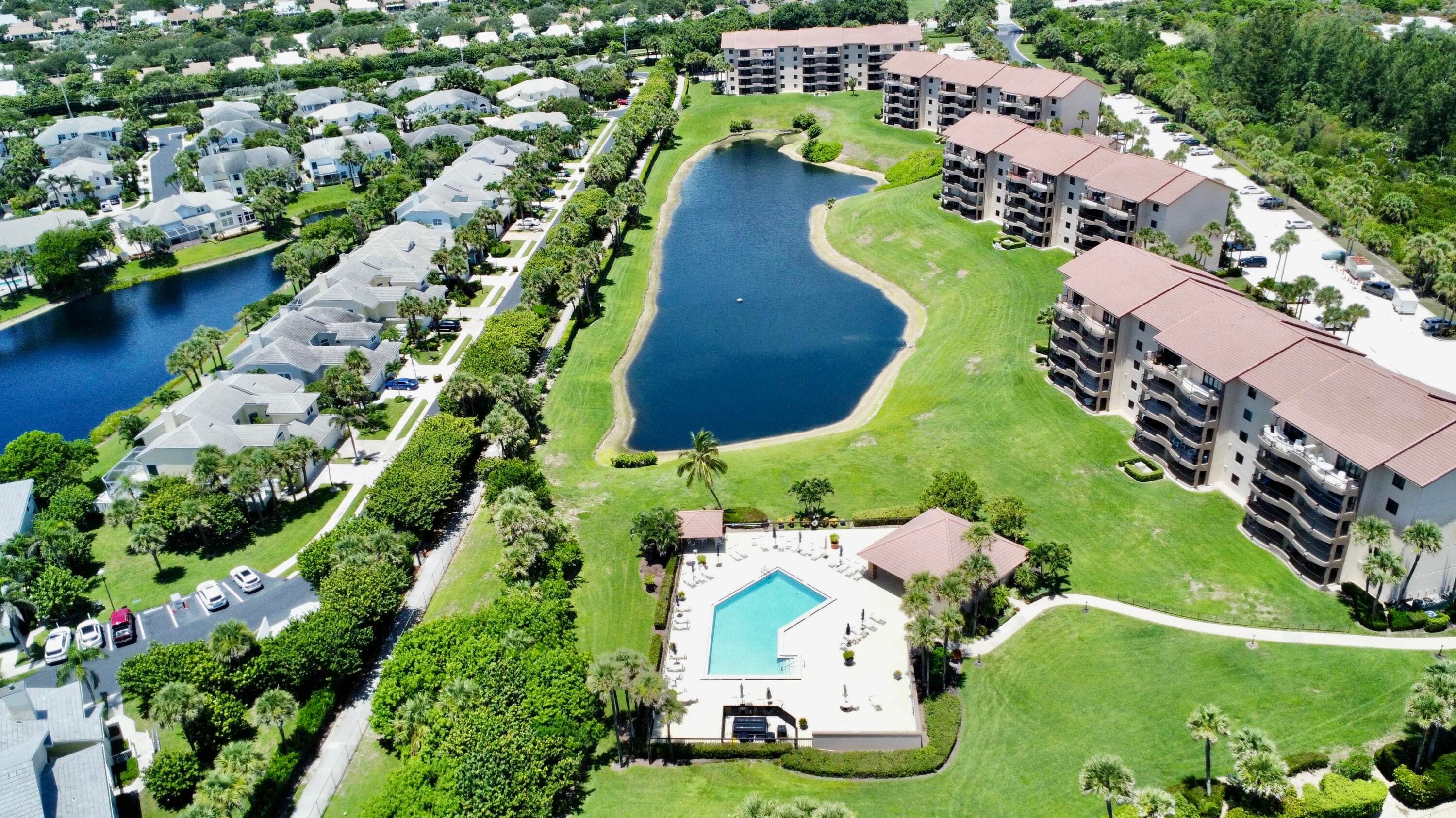 401 Ocean Bluffs Boulevard 205, Jupiter, FL 33477 — photo 24 of 42