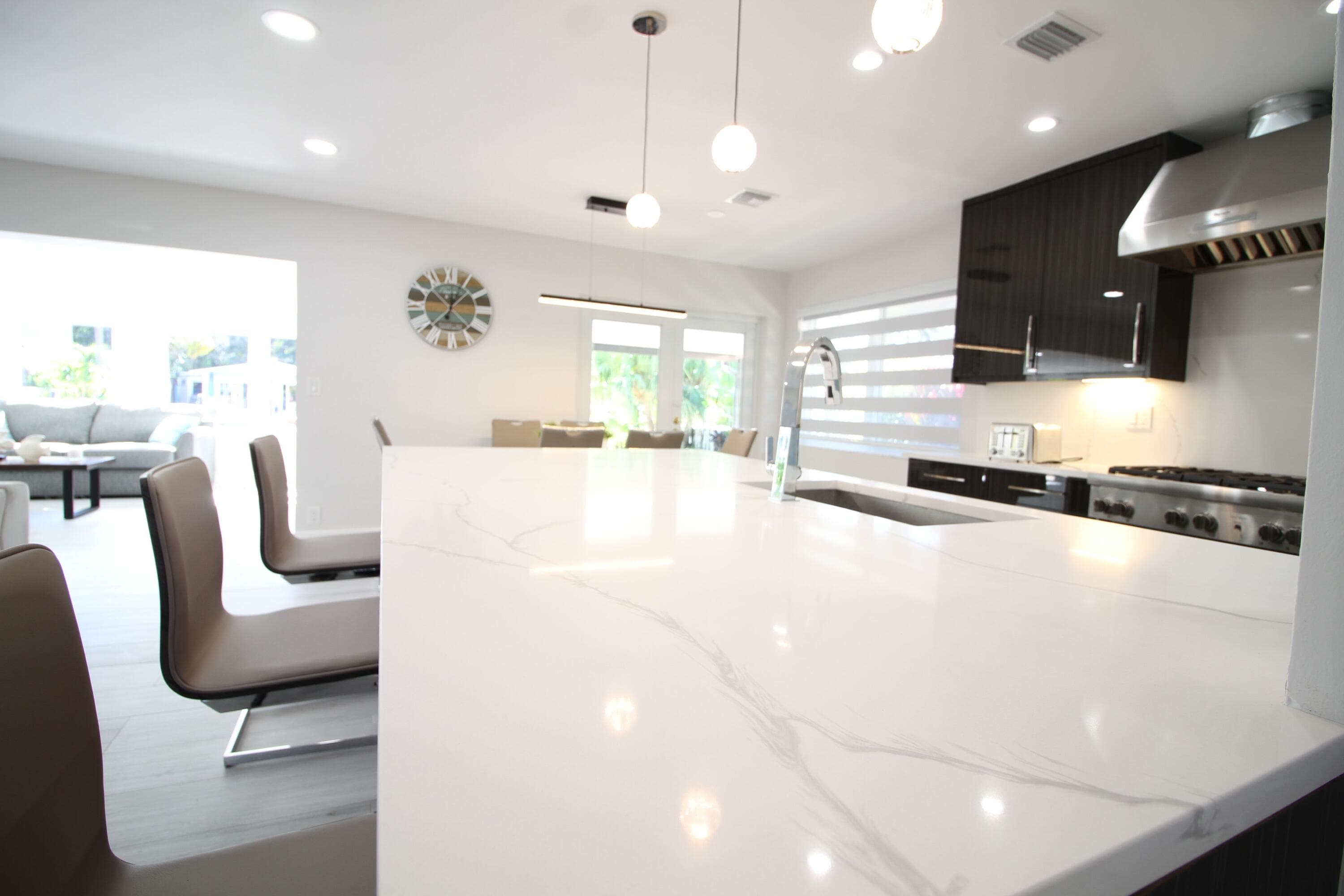 2548 SE 14th Street E 2548 Se 14th St, Pompano Beach, FL 33062 — photo 18 of 131