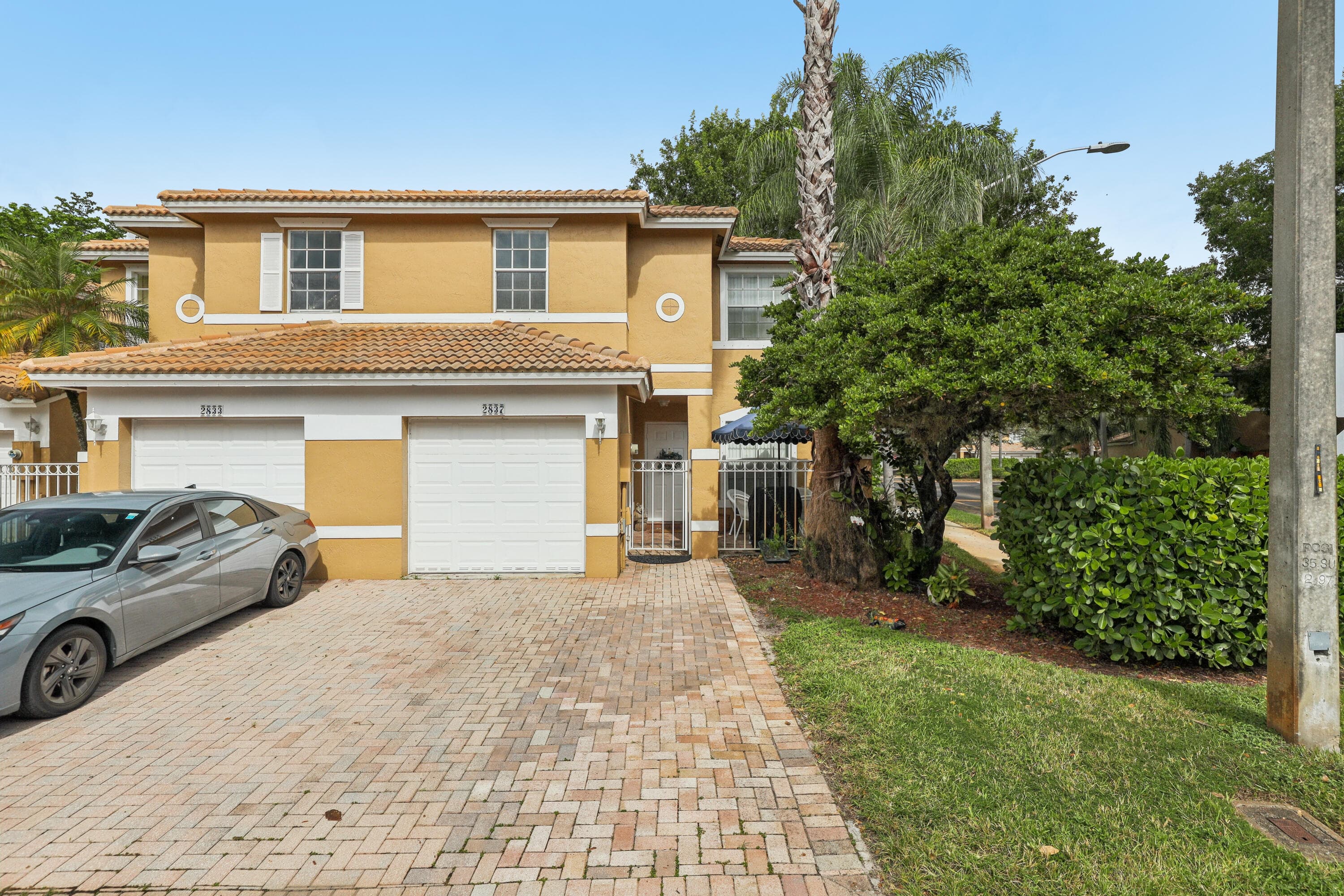 2837 NW 99th Terrace, Sunrise, FL 33322 — photo 2 of 39