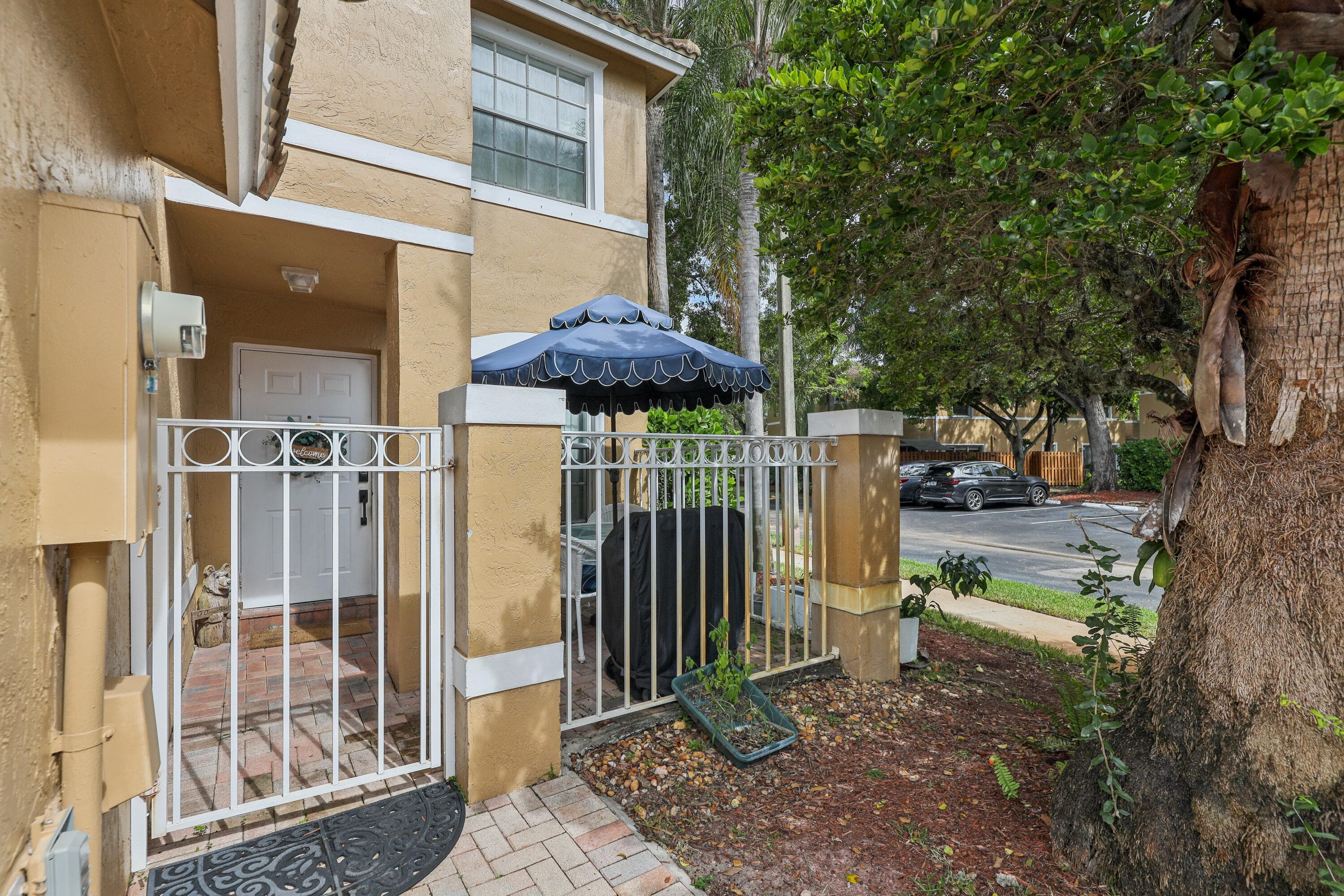 2837 NW 99th Terrace, Sunrise, FL 33322 — photo 4 of 39