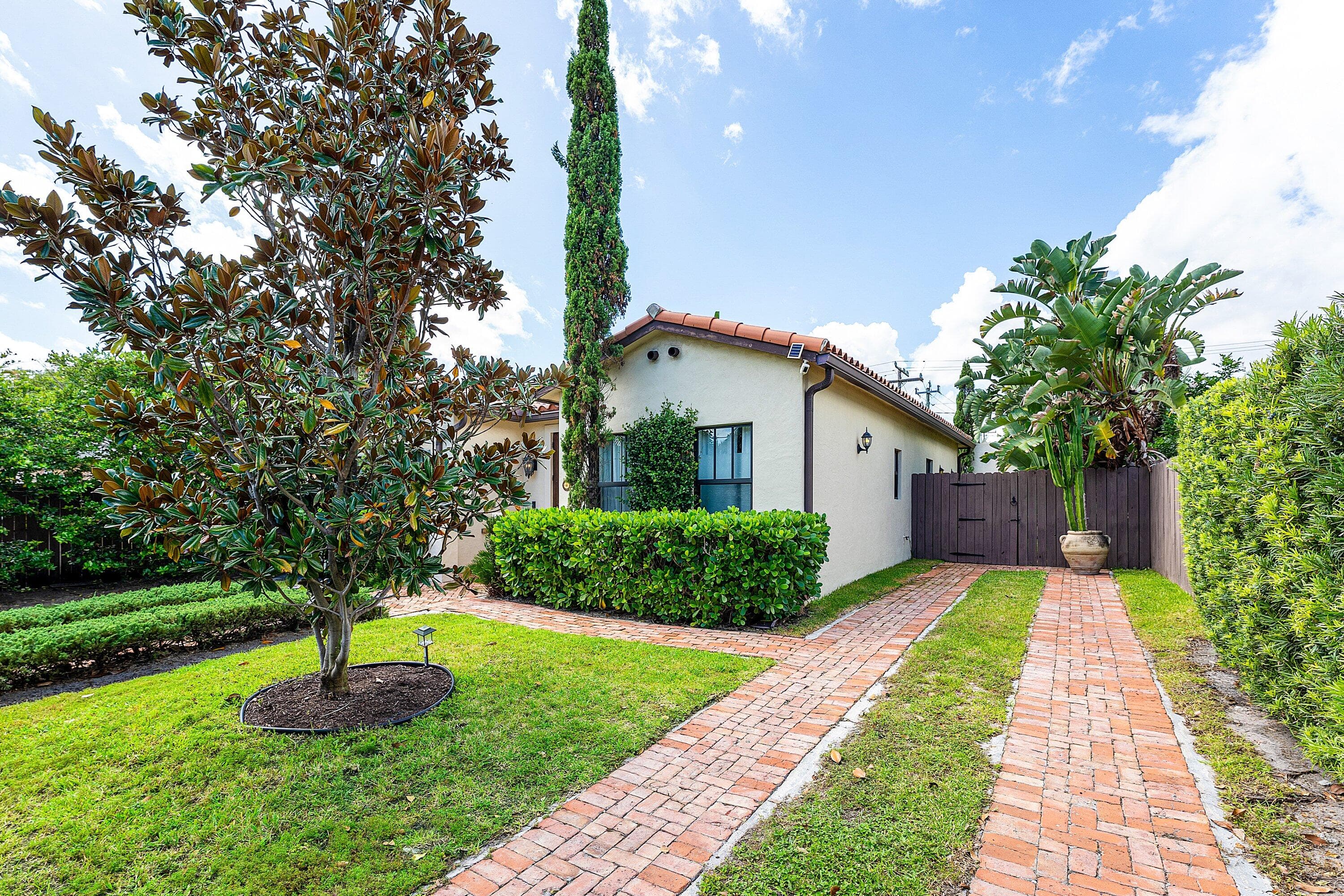 3505 Poinsettia Avenue, West Palm Beach, FL 33407 — photo 7 of 29