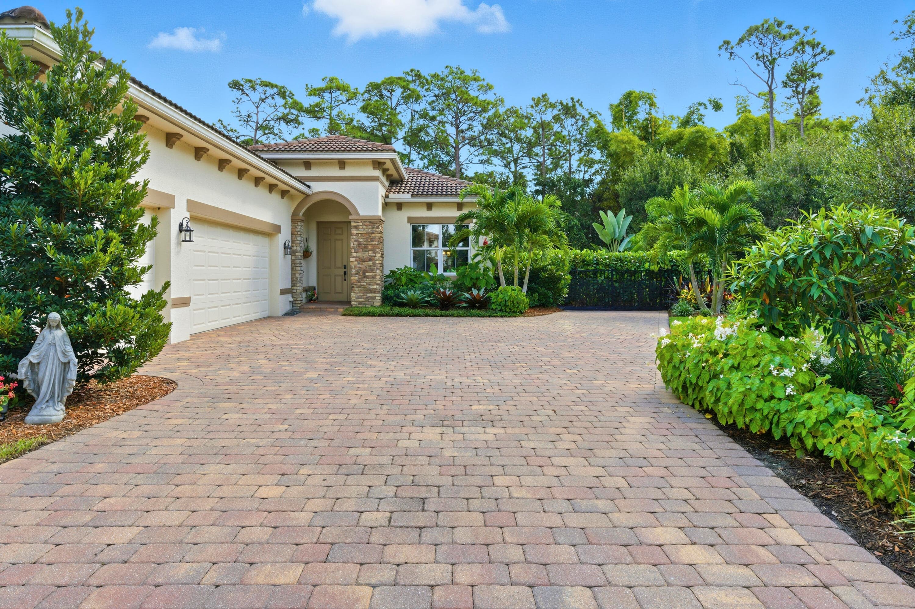 1016 SW Triste Way, Stuart, FL 34997 — photo 2 of 41