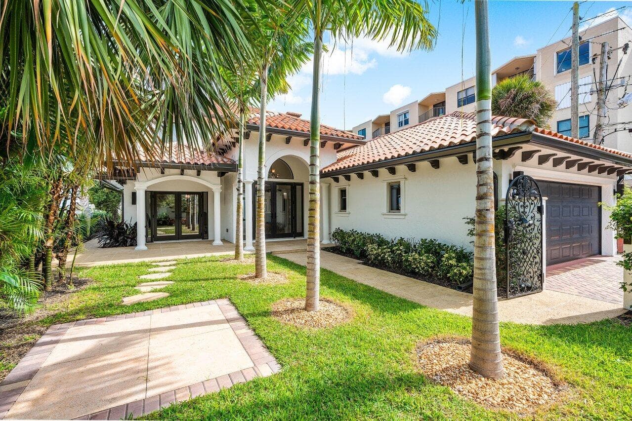 1 S 18th Avenue S, Lake Worth Beach, FL 33460 — photo 6 of 85