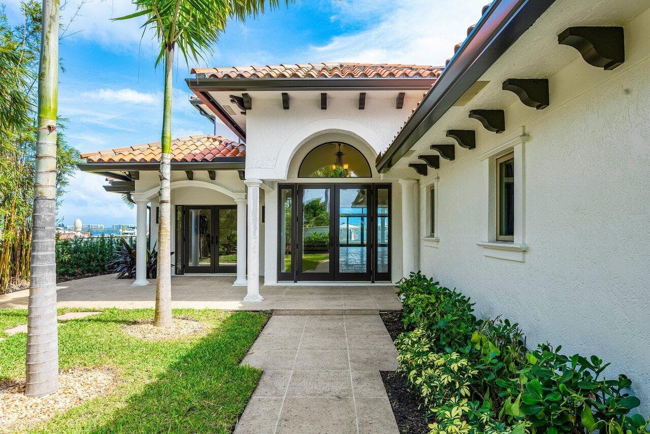 1 S 18th Avenue S, Lake Worth Beach, FL 33460 — photo 7 of 85