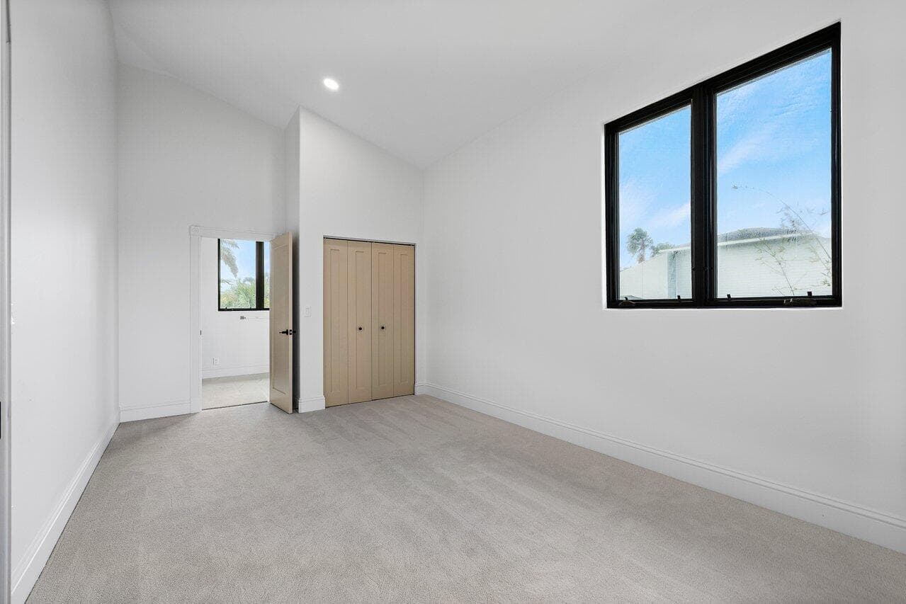 1 S 18th Avenue S, Lake Worth Beach, FL 33460 — photo 30 of 85