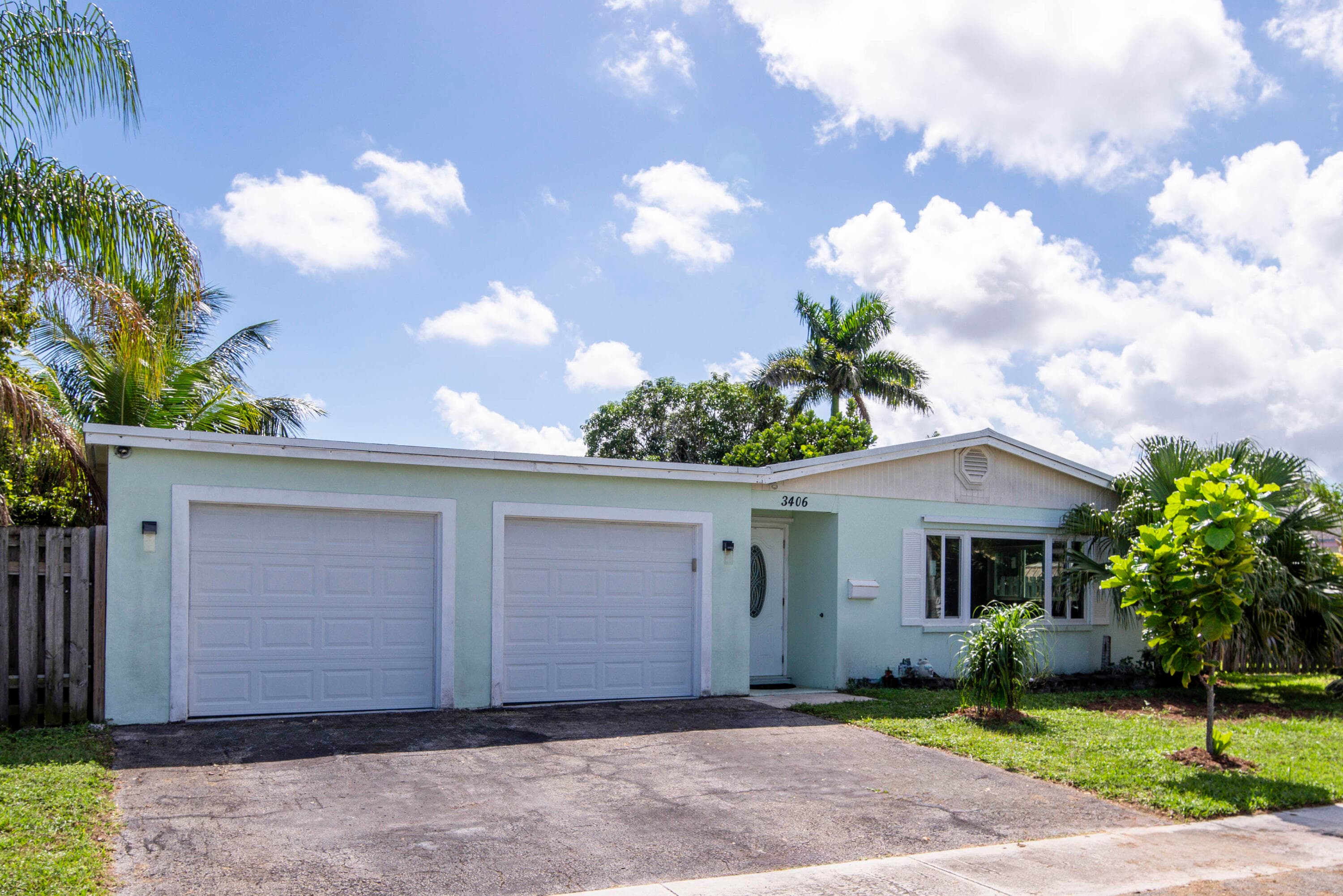 3406 Capri Road, Palm Beach Gardens, FL 33410 — photo 2 of 17