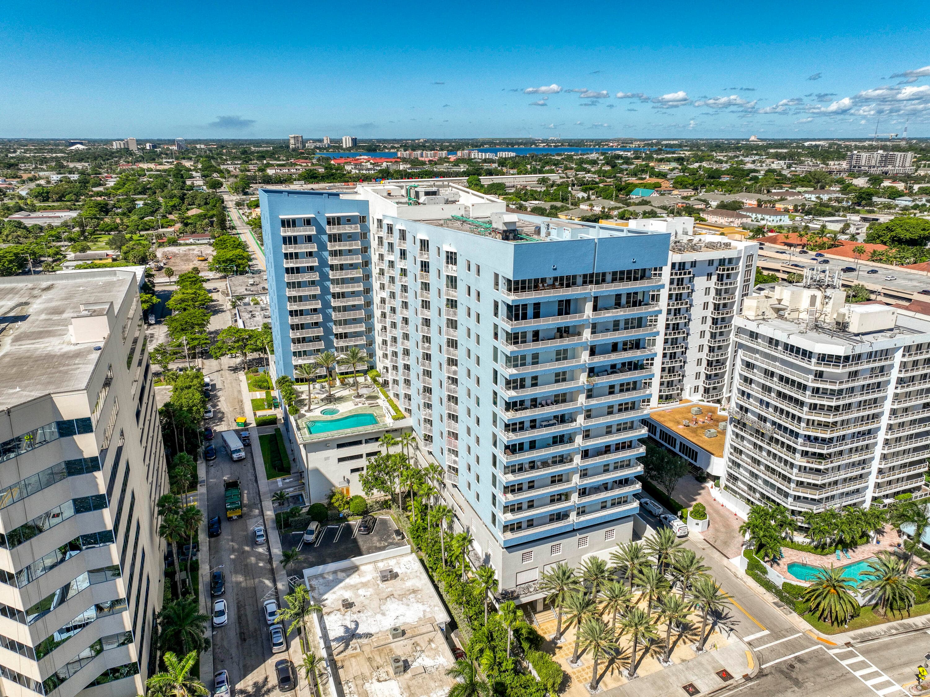 1551 N Flagler Drive Ph8, West Palm Beach, FL 33401 — photo 2 of 40