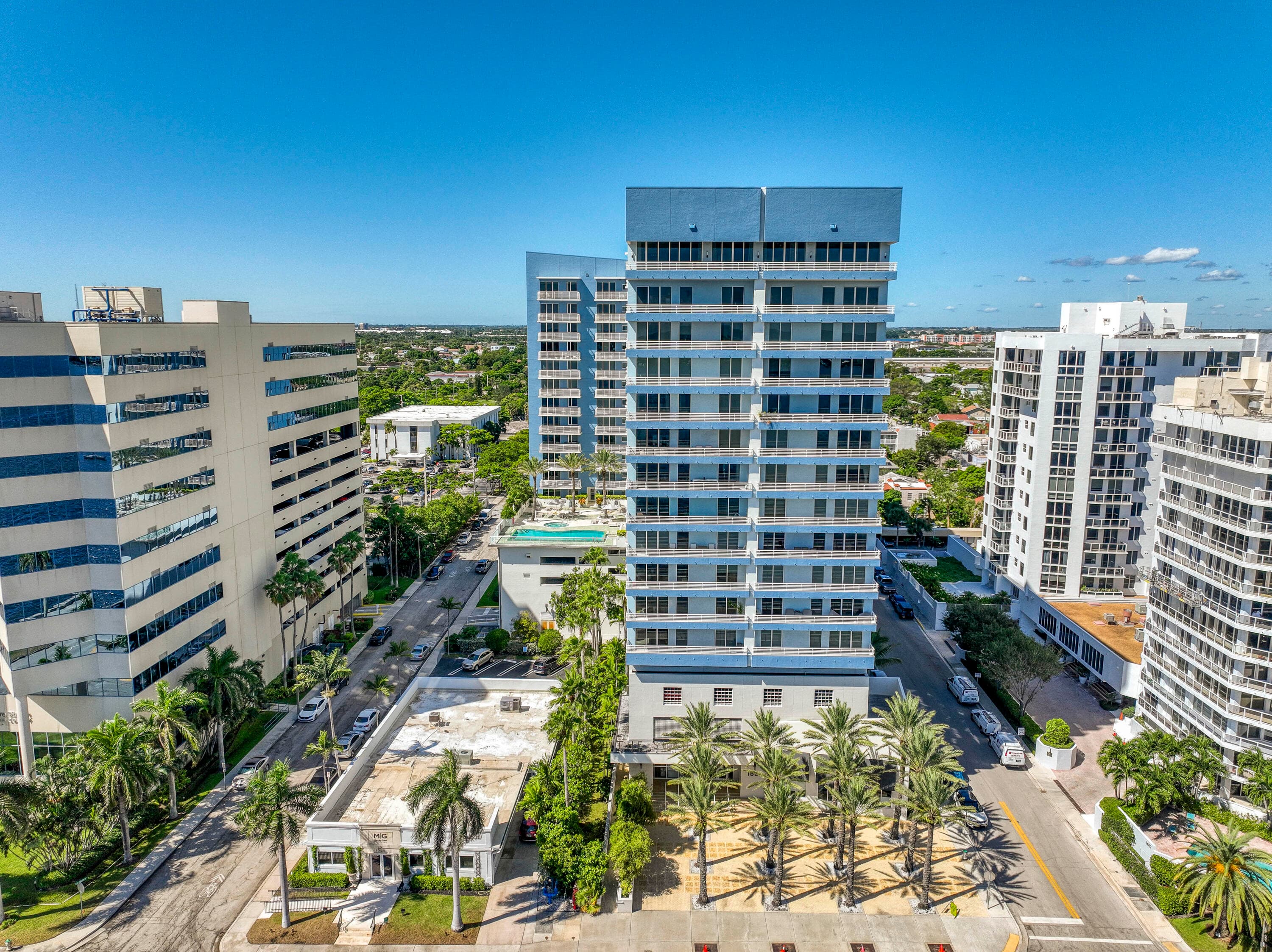 1551 N Flagler Drive Ph8, West Palm Beach, FL 33401 — photo 8 of 40