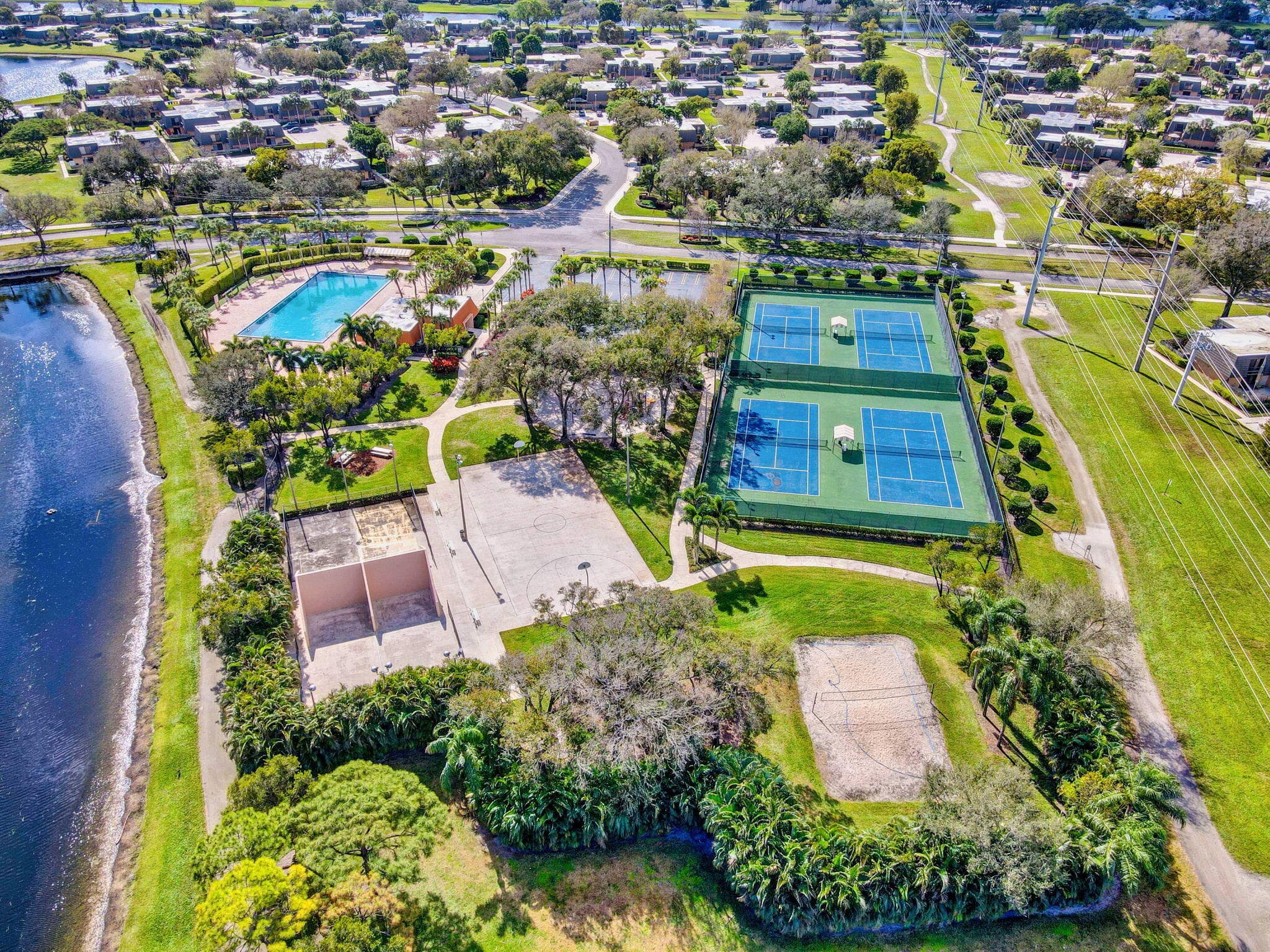 2409 24th Way, West Palm Beach, FL 33407 — photo 52 of 57