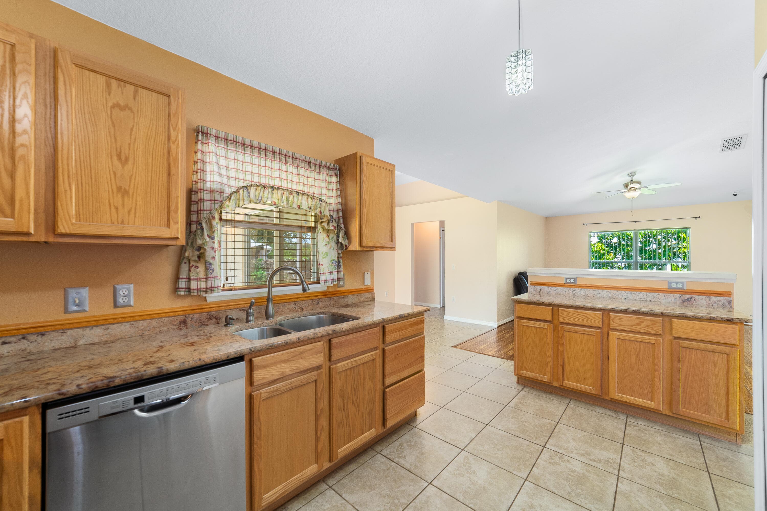 1165 SE 40th Avenue, Okeechobee, FL 34974 — photo 6 of 35