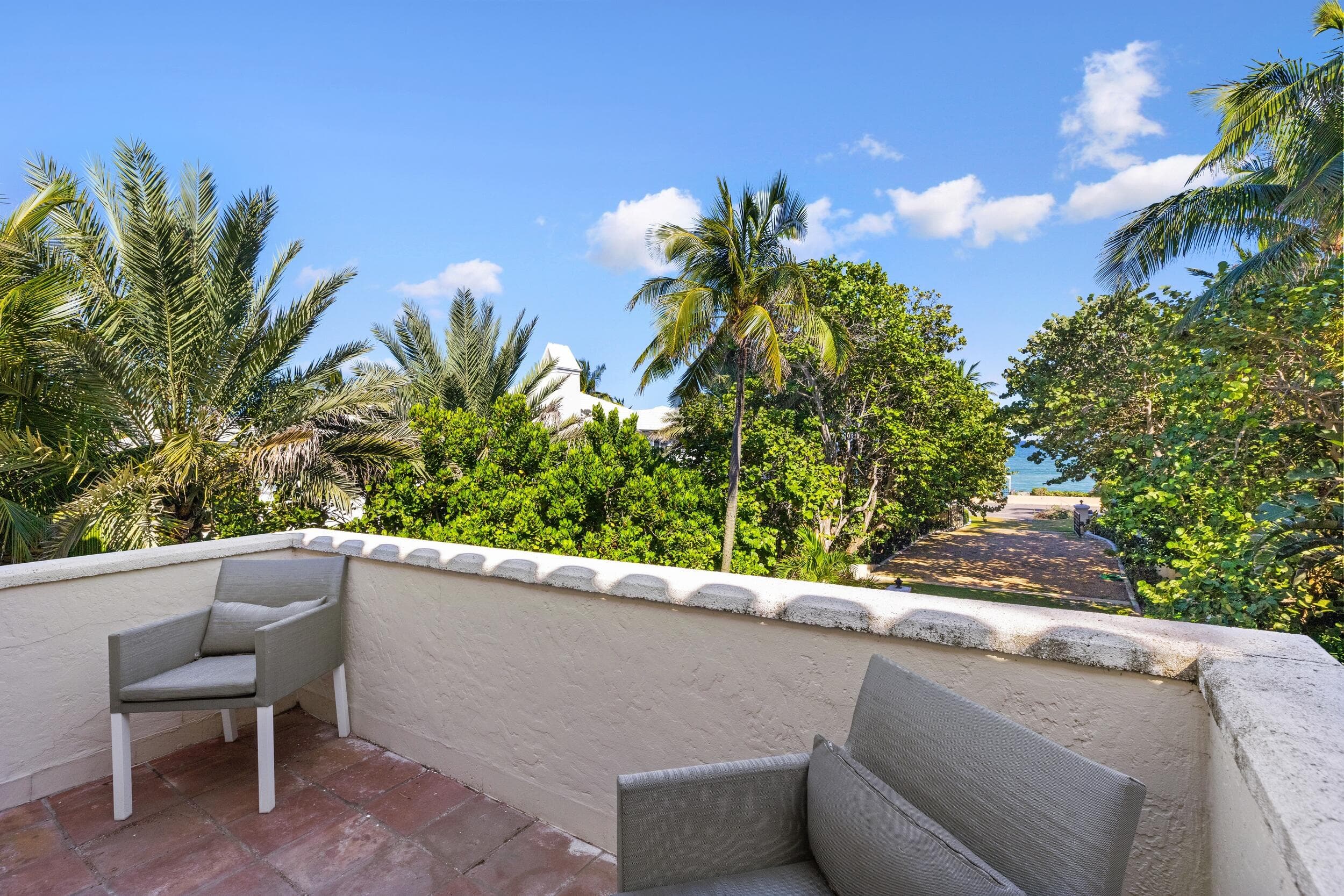 1550 S Ocean Boulevard, Palm Beach, FL 33480 — photo 1 of 24
