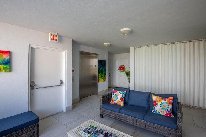 4200 S Ocean Boulevard 503, South Palm Beach, FL 33480 — photo 12 of 30