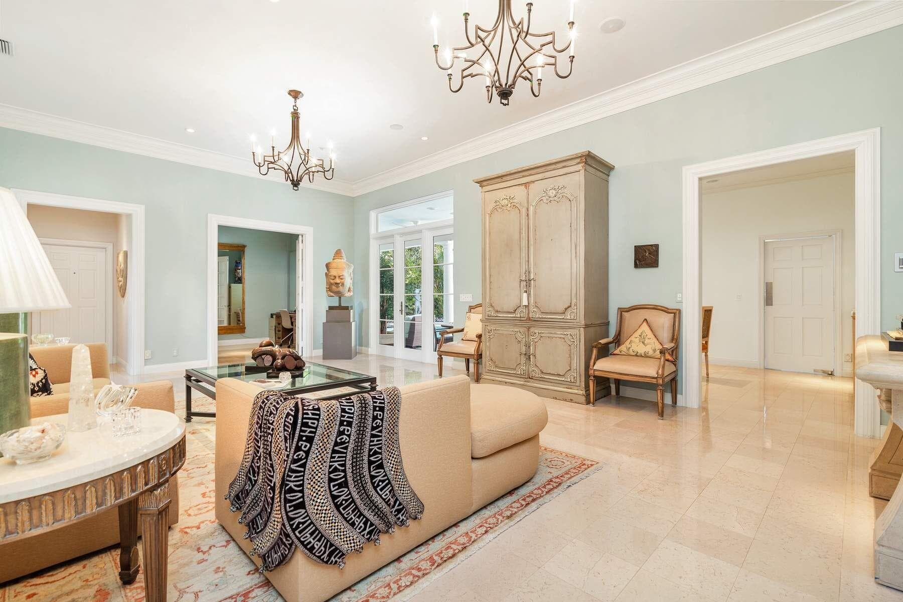 710 N County Road, Palm Beach, FL 33480 — photo 11 of 54