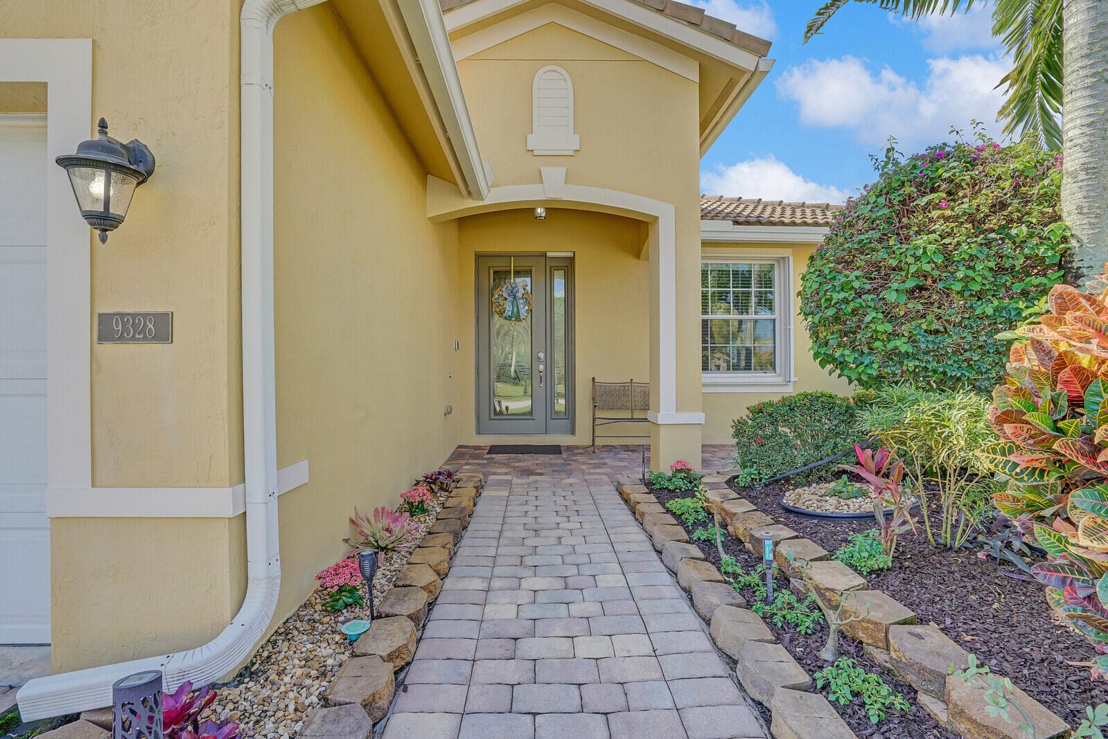 9328 Silent Oak Circle, West Palm Beach, FL 33411 — photo 3 of 35