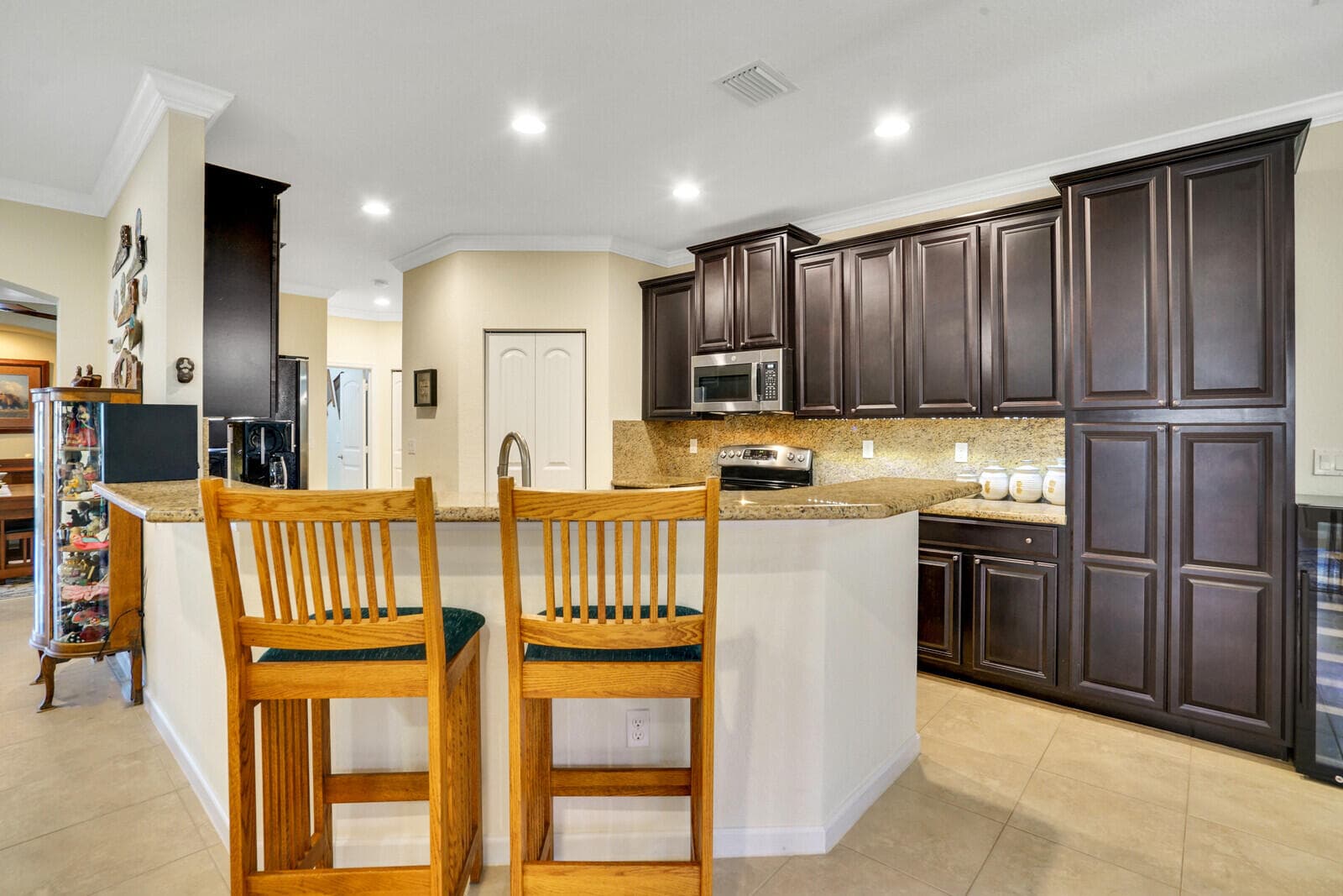 9328 Silent Oak Circle, West Palm Beach, FL 33411 — photo 13 of 35