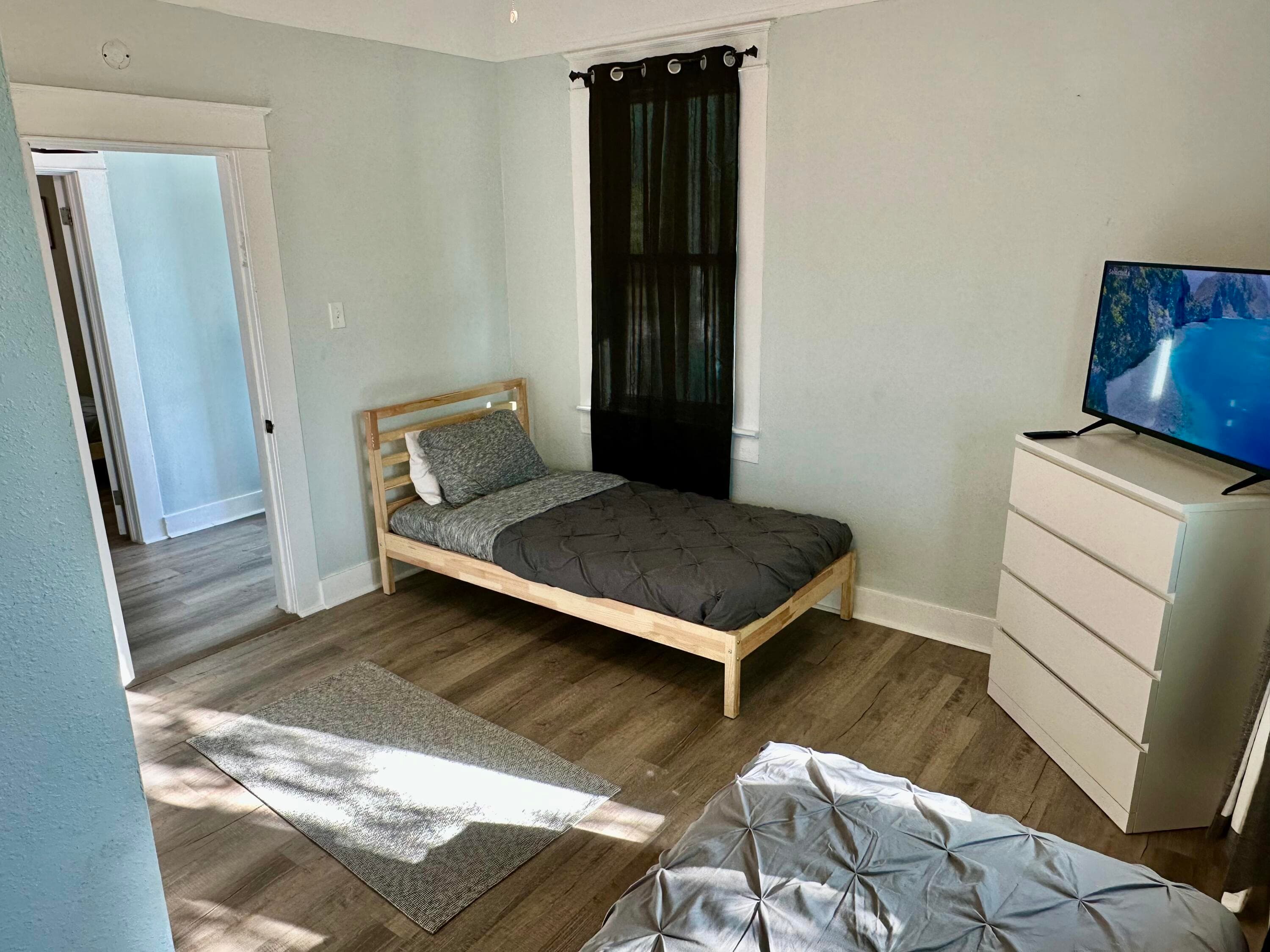 1504 E 33rd Avenue, Tampa, FL 33610 — photo 10 of 33
