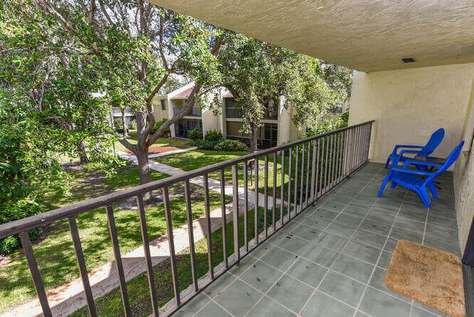 150 Pineview Road L6, Jupiter, FL 33469 — photo 16 of 22