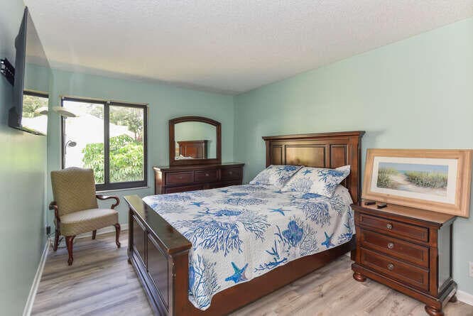 150 Pineview Road L6, Jupiter, FL 33469 — photo 13 of 22