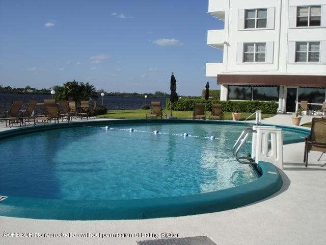 2840 S Ocean Boulevard 3230, Palm Beach, FL 33480 — photo 14 of 18