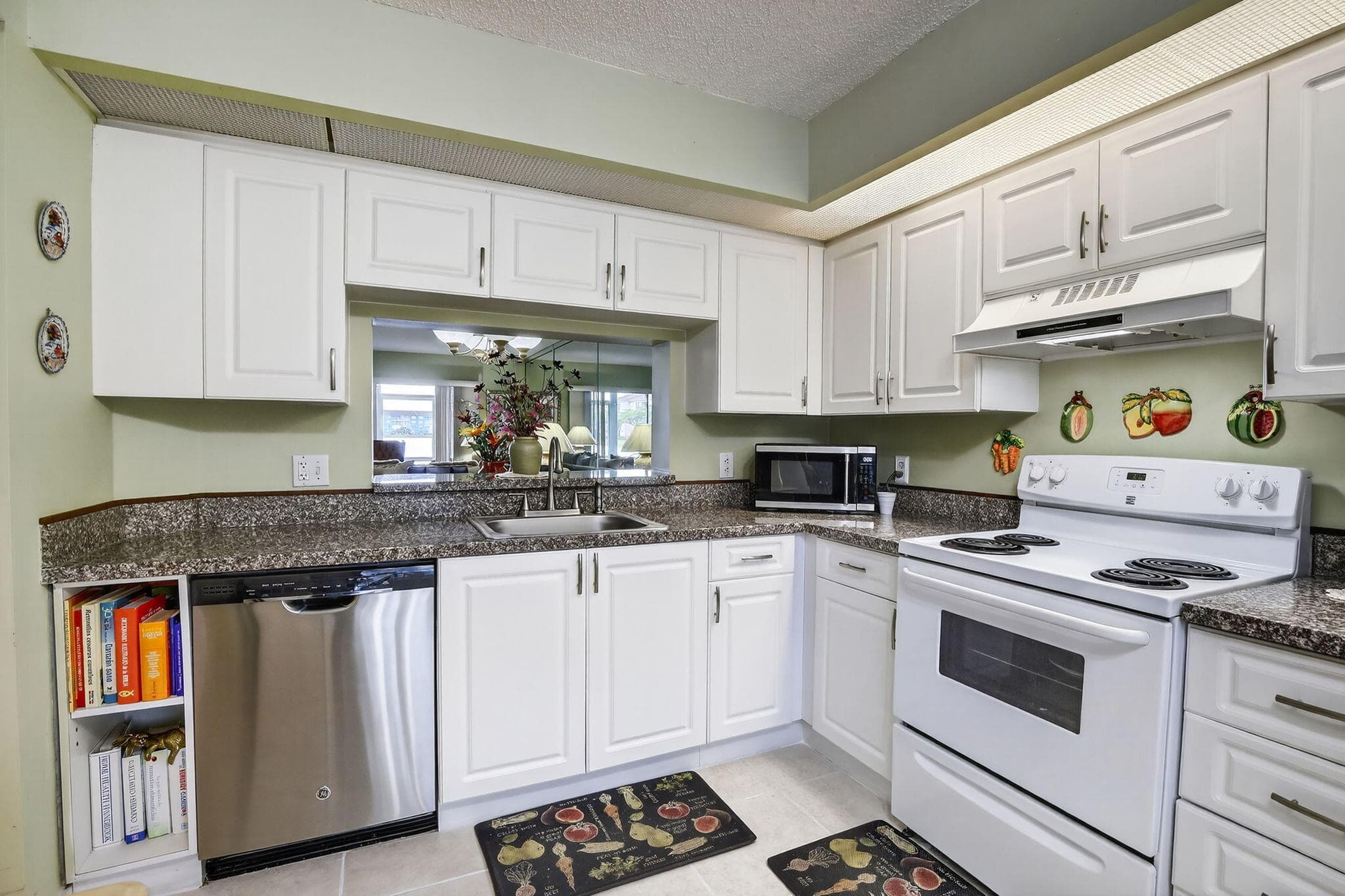 1500 SW 131st Way 108n, Pembroke Pines, FL 33027 — photo 6 of 18