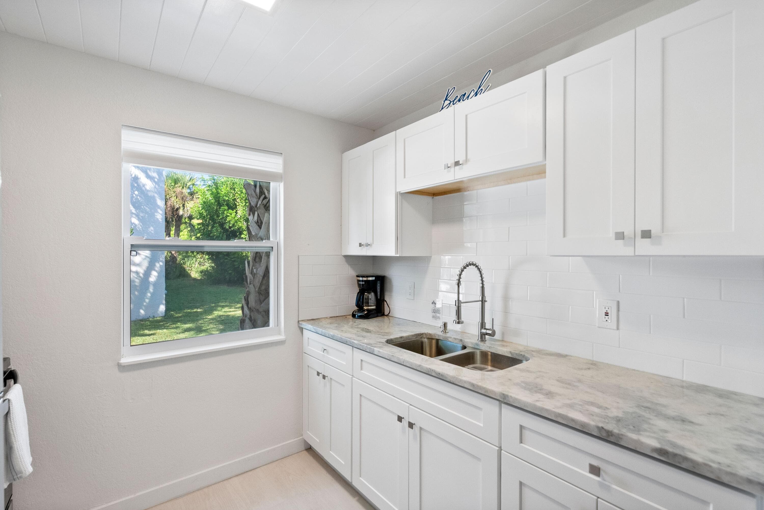 670 Hernando Street C, Fort Pierce, FL 34949 — photo 5 of 26