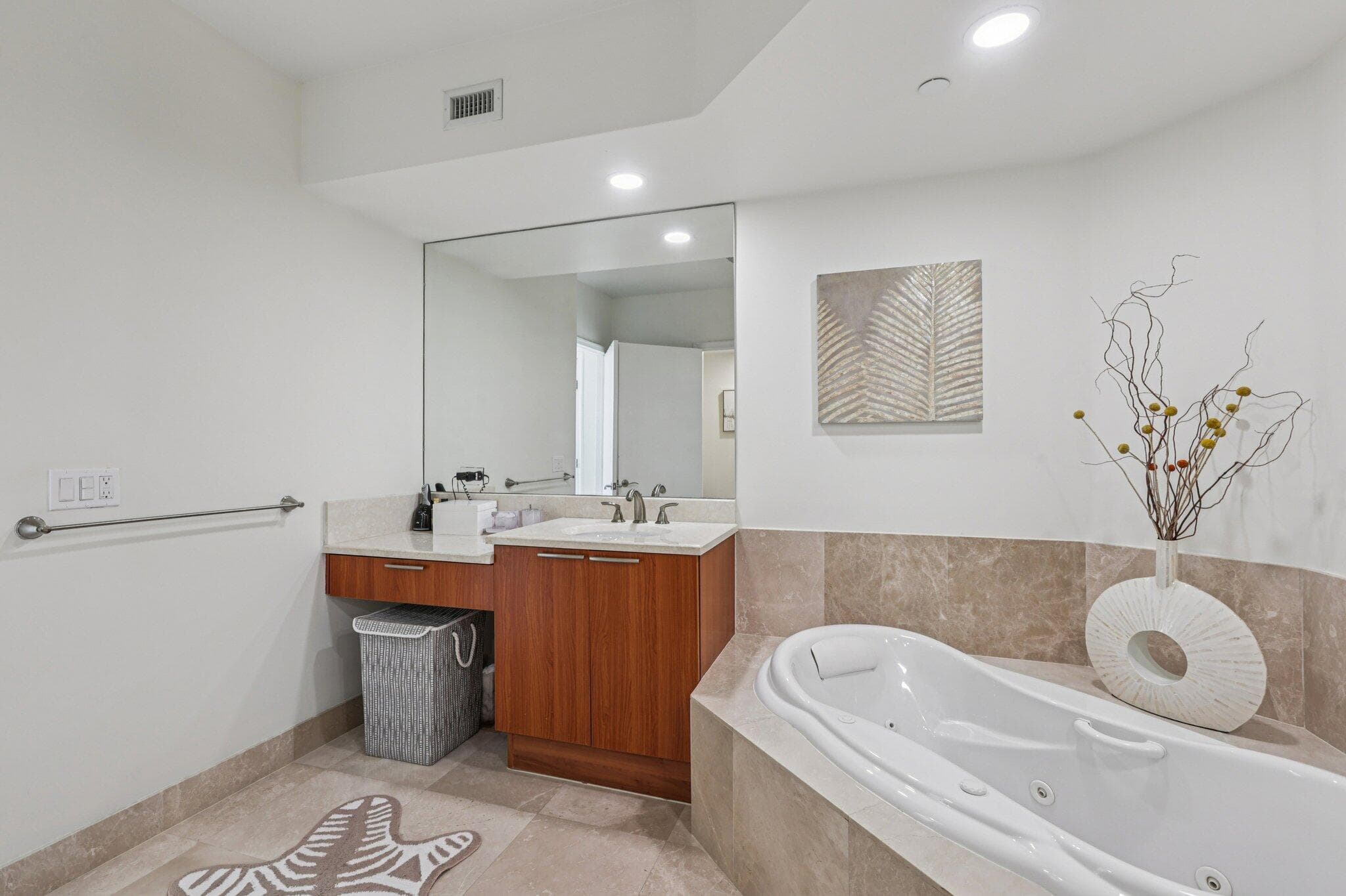 2640 Lake Shore Drive 2312, Riviera Beach, FL 33404 — photo 38 of 61