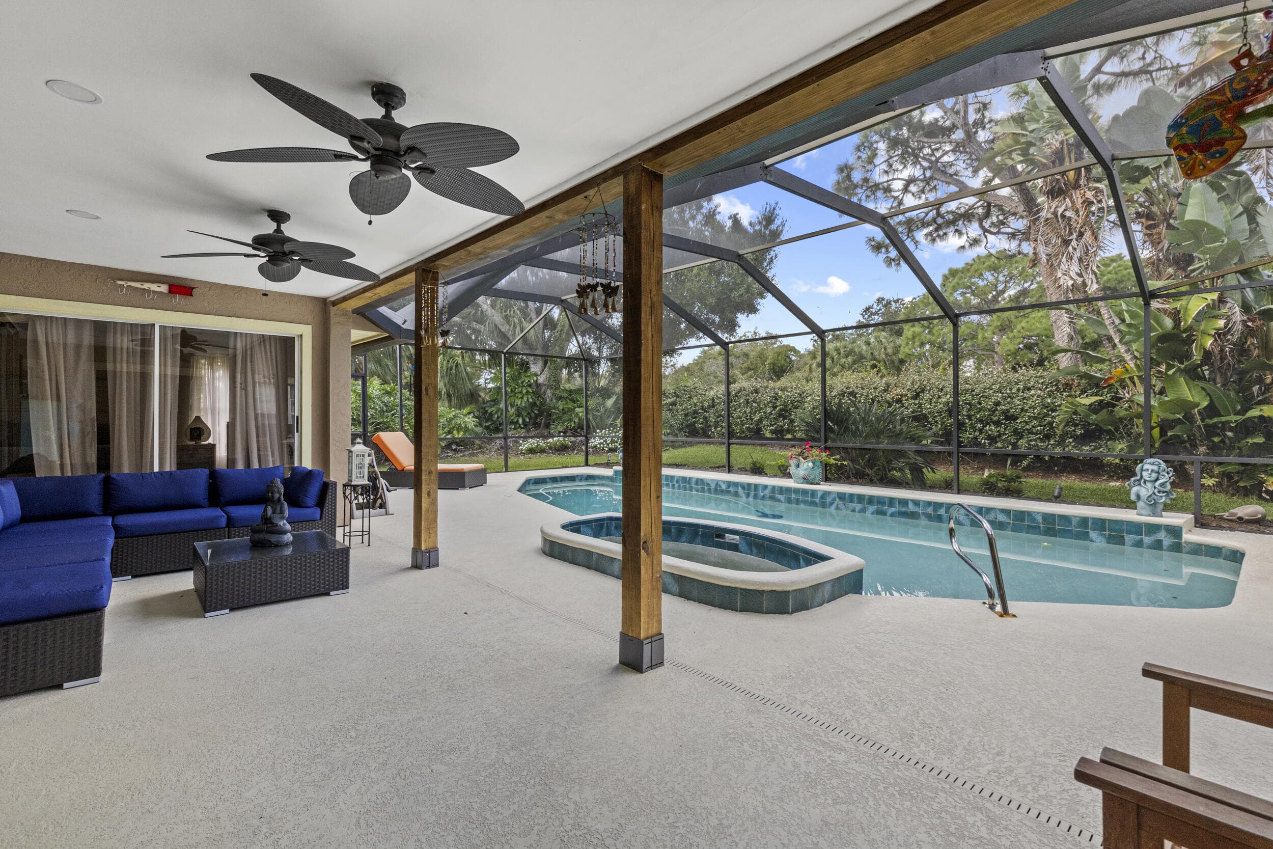1402 SW Bent Pine Cove, Port St. Lucie, FL 34986 — photo 8 of 47
