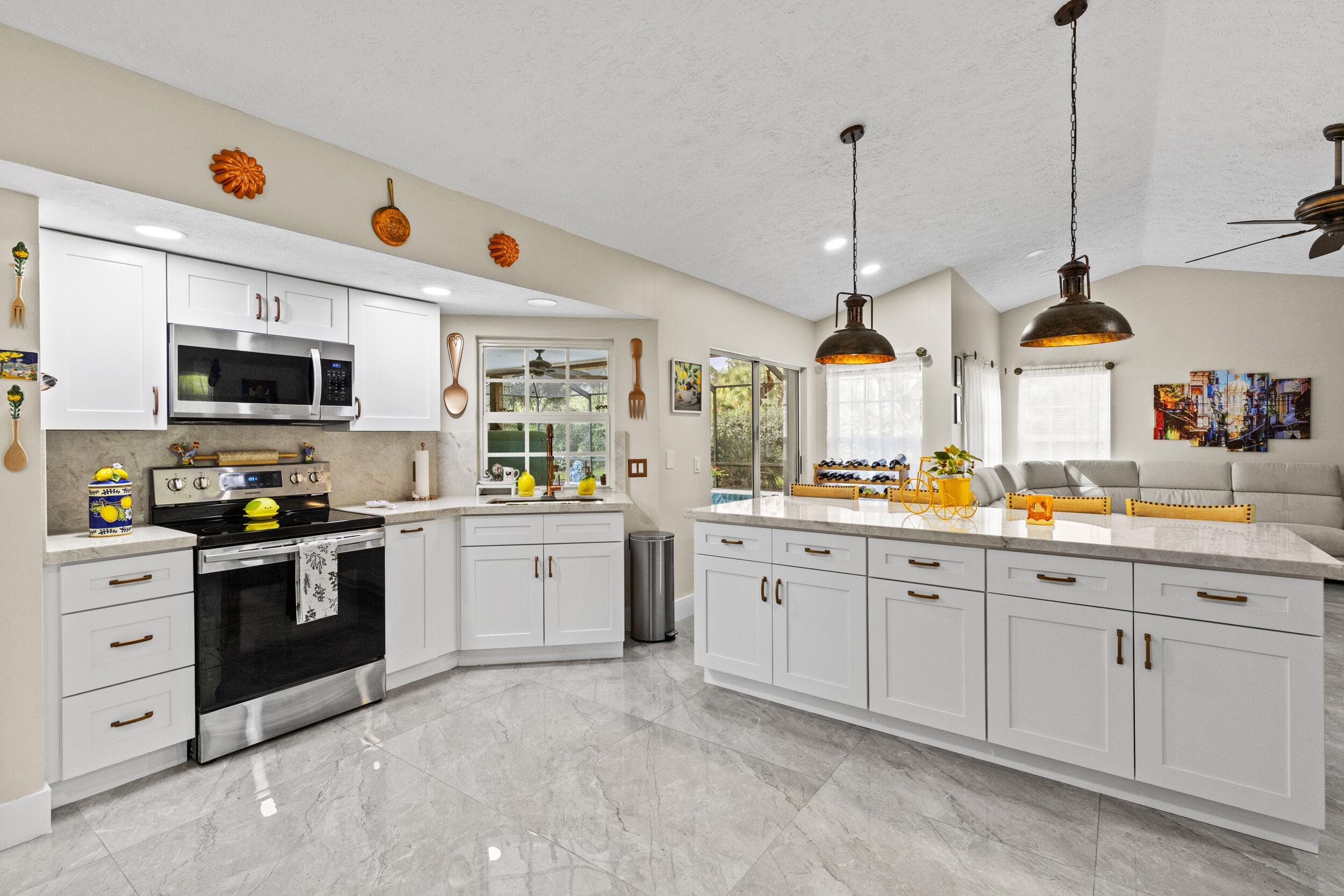 1402 SW Bent Pine Cove, Port St. Lucie, FL 34986 — photo 5 of 47