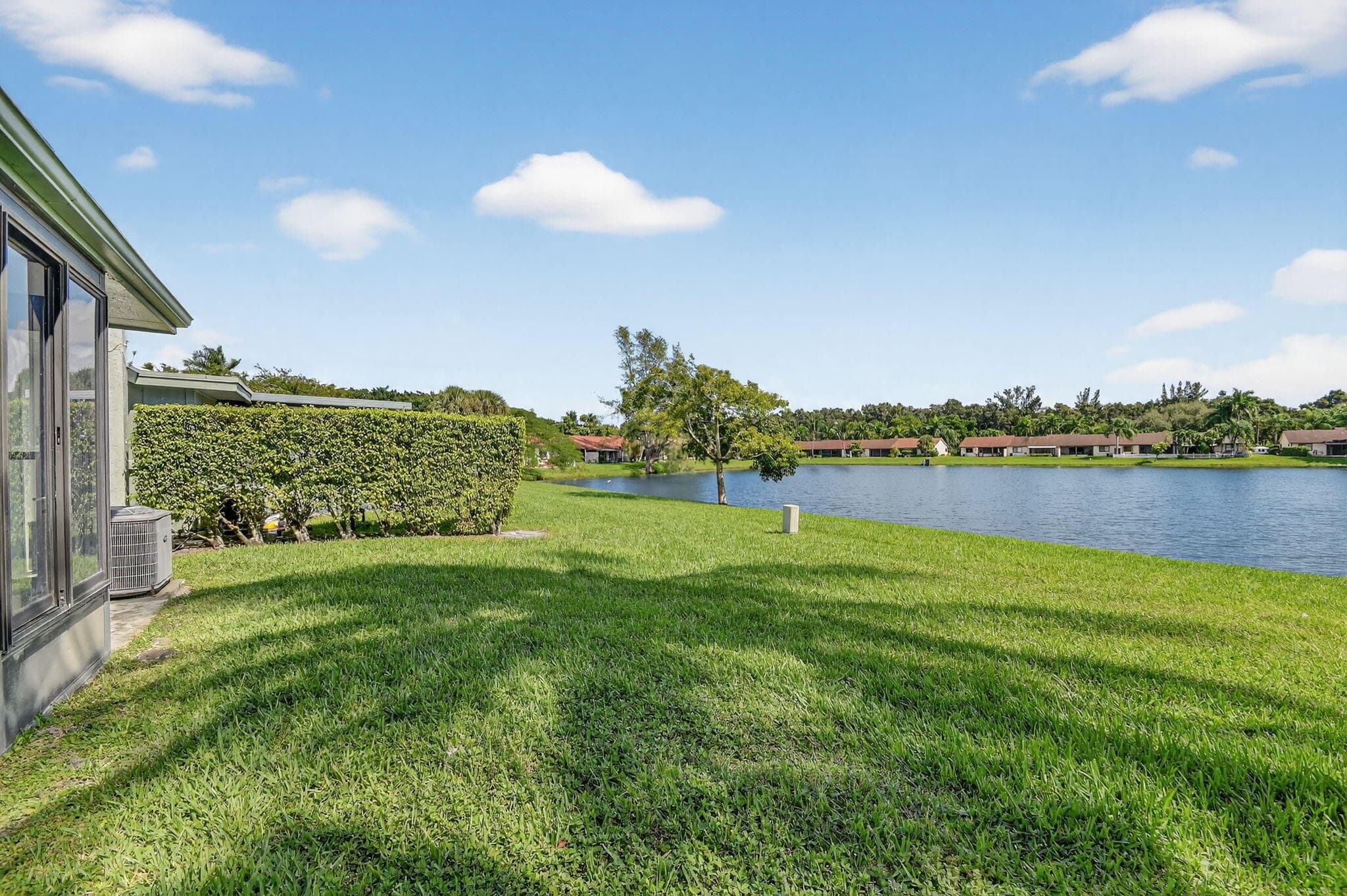 20 Camden Lane, Boynton Beach, FL 33426 — photo 10 of 67
