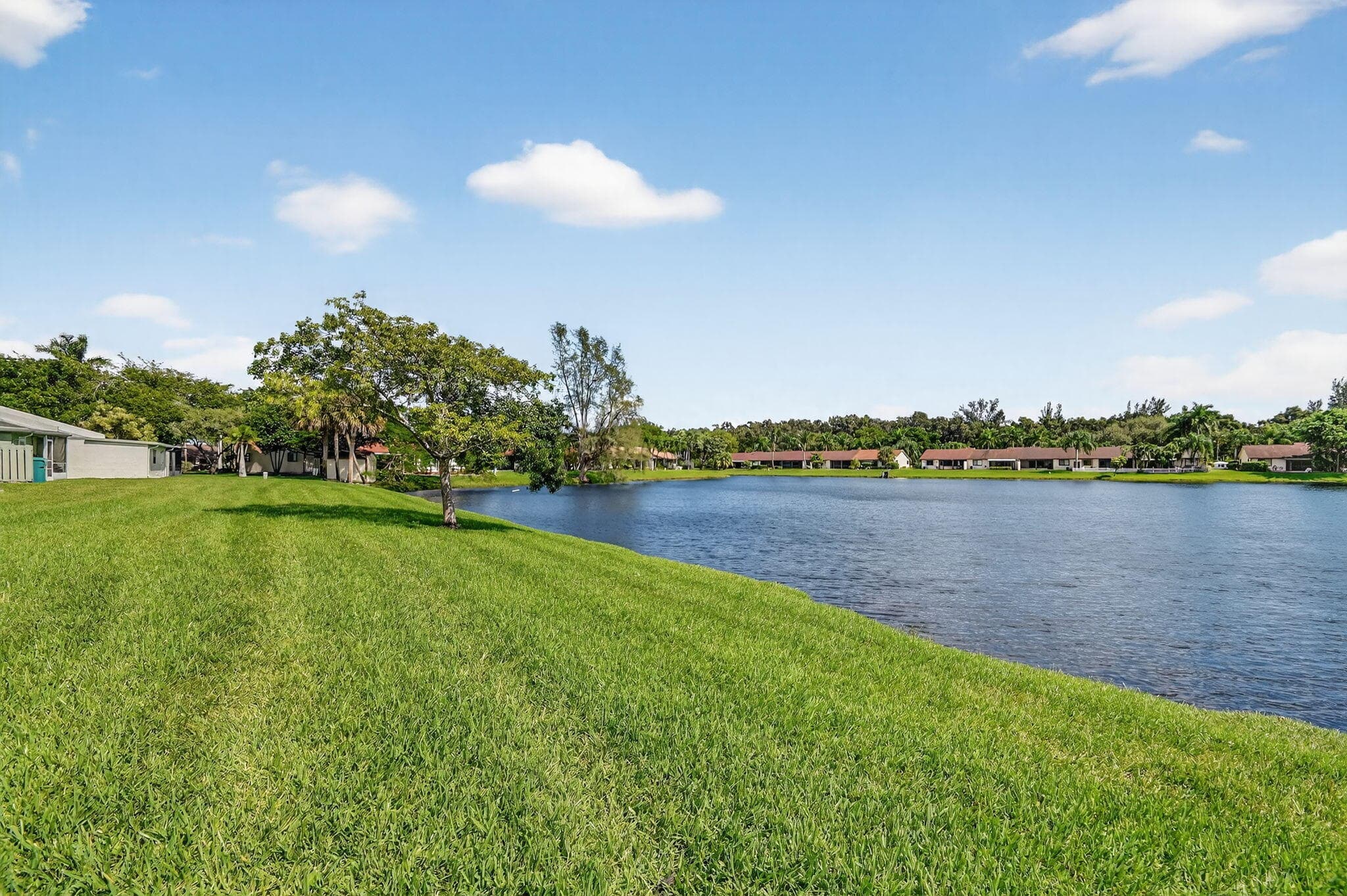 20 Camden Lane, Boynton Beach, FL 33426 — photo 11 of 67