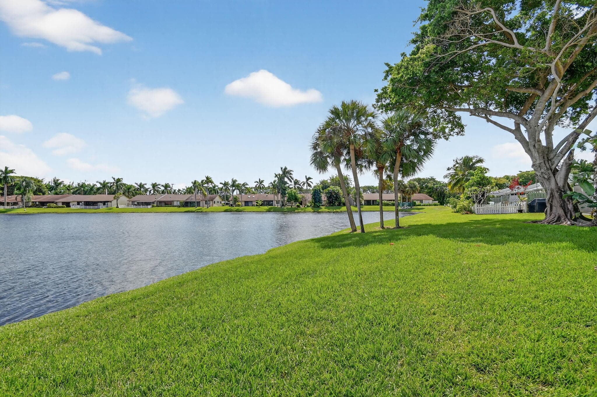 20 Camden Lane, Boynton Beach, FL 33426 — photo 13 of 67