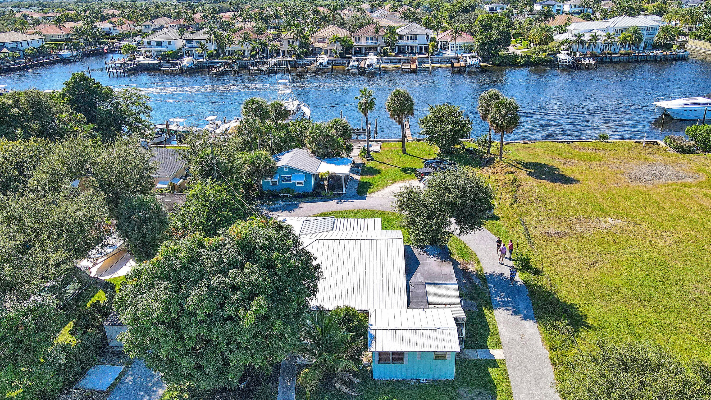 2031 Melody Lane, Palm Beach Gardens, FL 33410 — photo 3 of 19