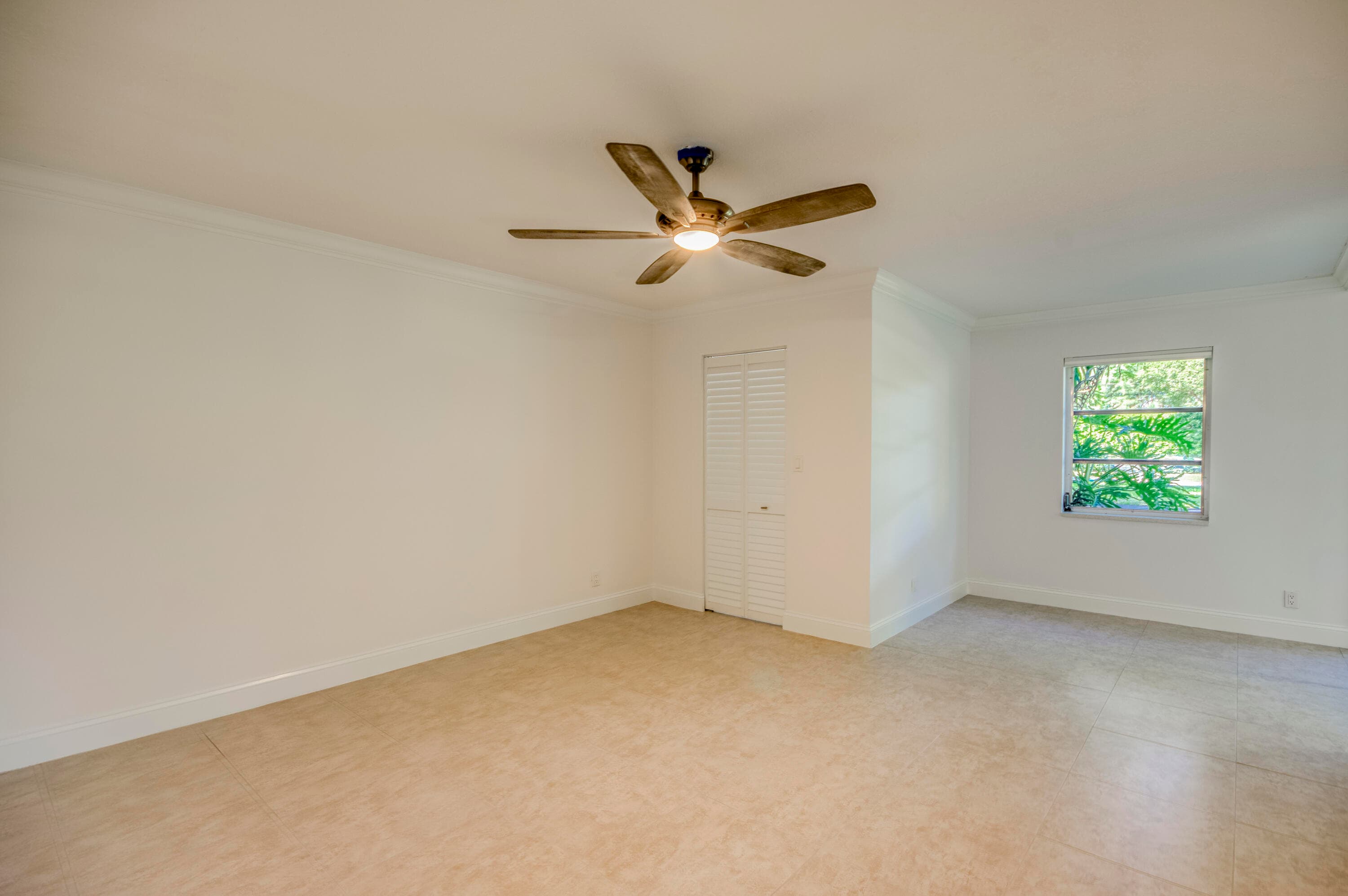 6865 Huntington Lane 105, Delray Beach, FL 33446 — photo 11 of 39