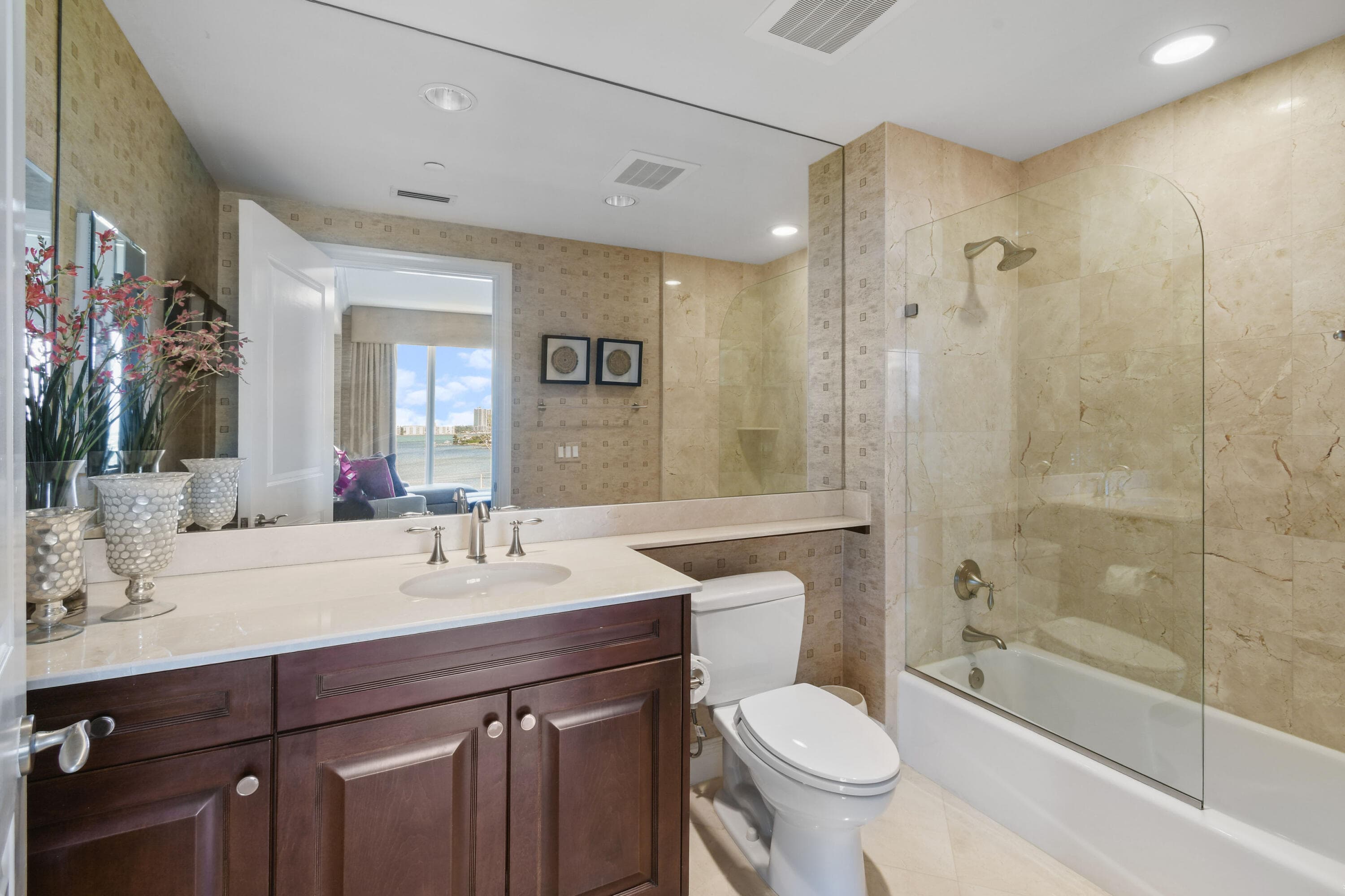 5050 N Ocean Drive 703, Singer Island, FL 33404 — photo 20 of 82