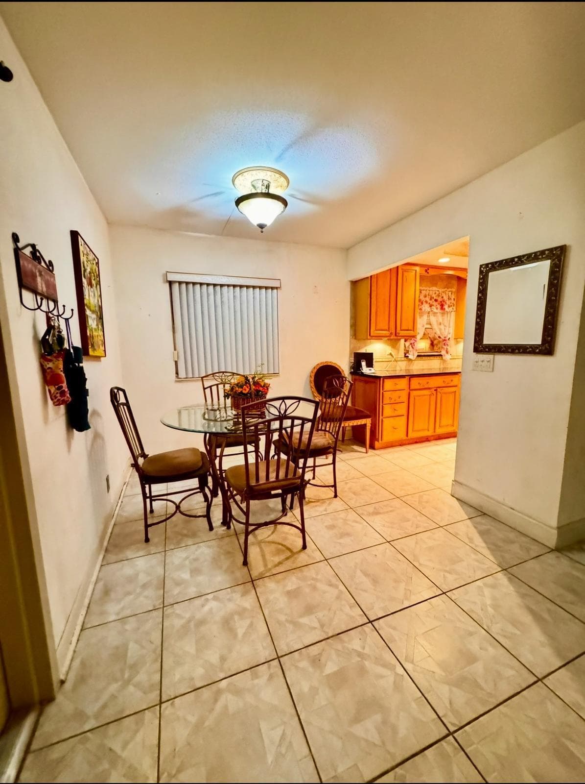 280 Flanders F, Delray Beach, FL 33484 — photo 9 of 11