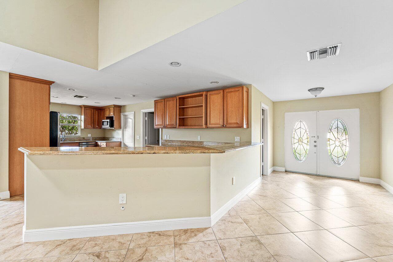 4572 White Cedar Lane, Delray Beach, FL 33445 — photo 8 of 55